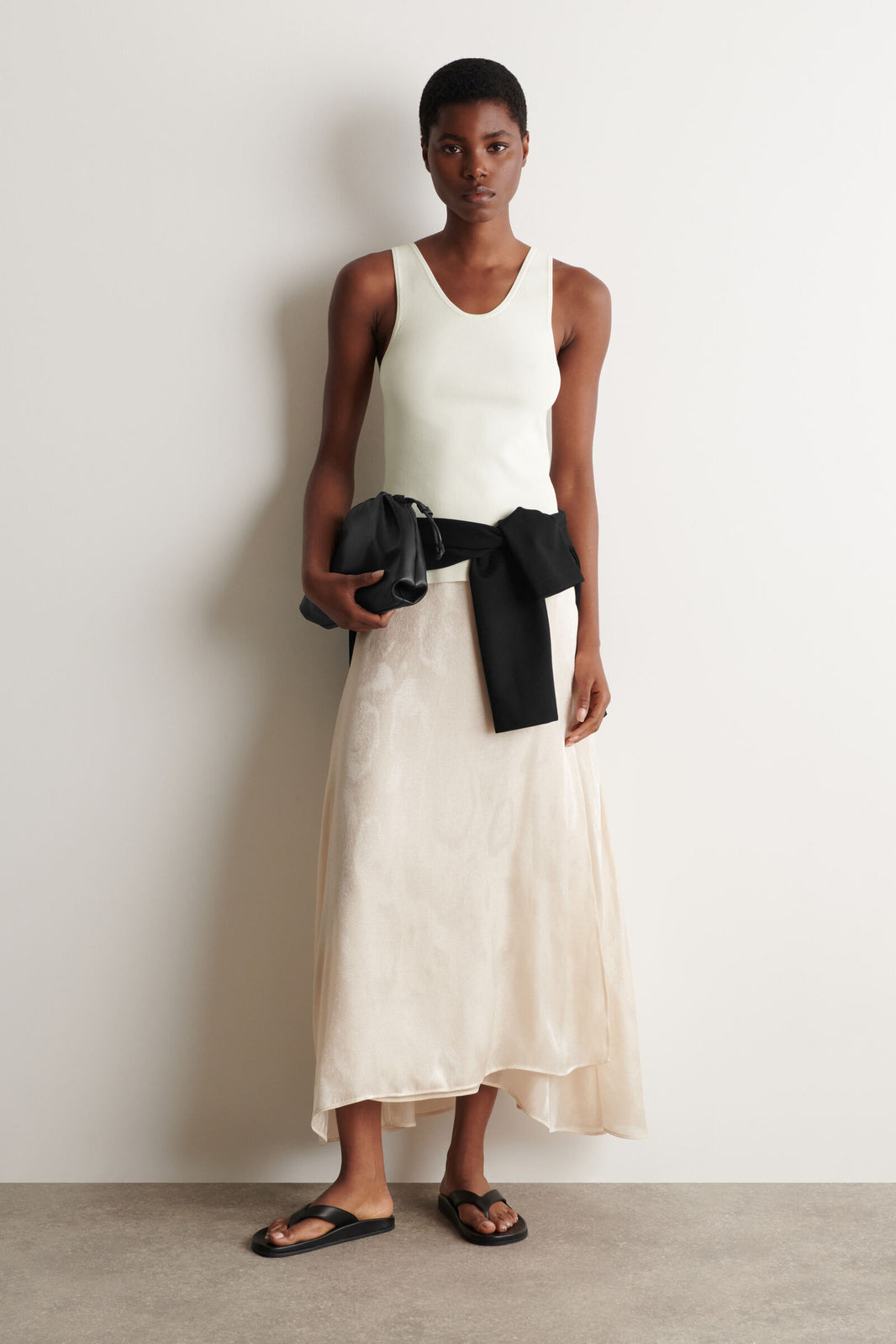 FALDA MIDI DE JACQUARD - CREMA