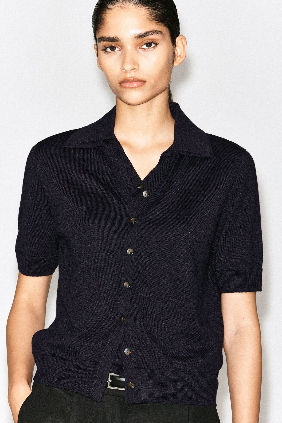 CAMISA DE LINO-MERINO DE MANGA CORTA TEJIDA - MARINO