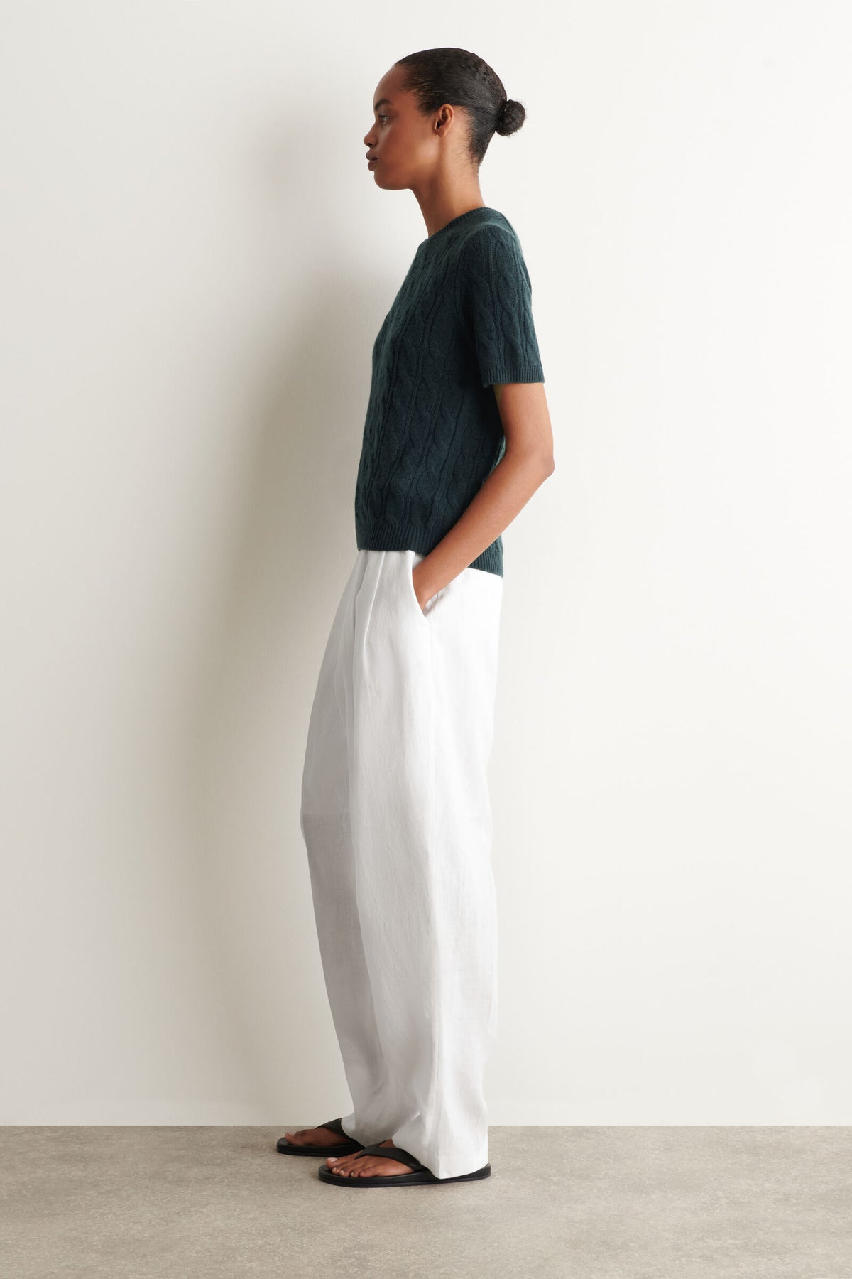 CAMISETA DE CASHMERE PUNTO TRENZADO - VERDE OSCURO
