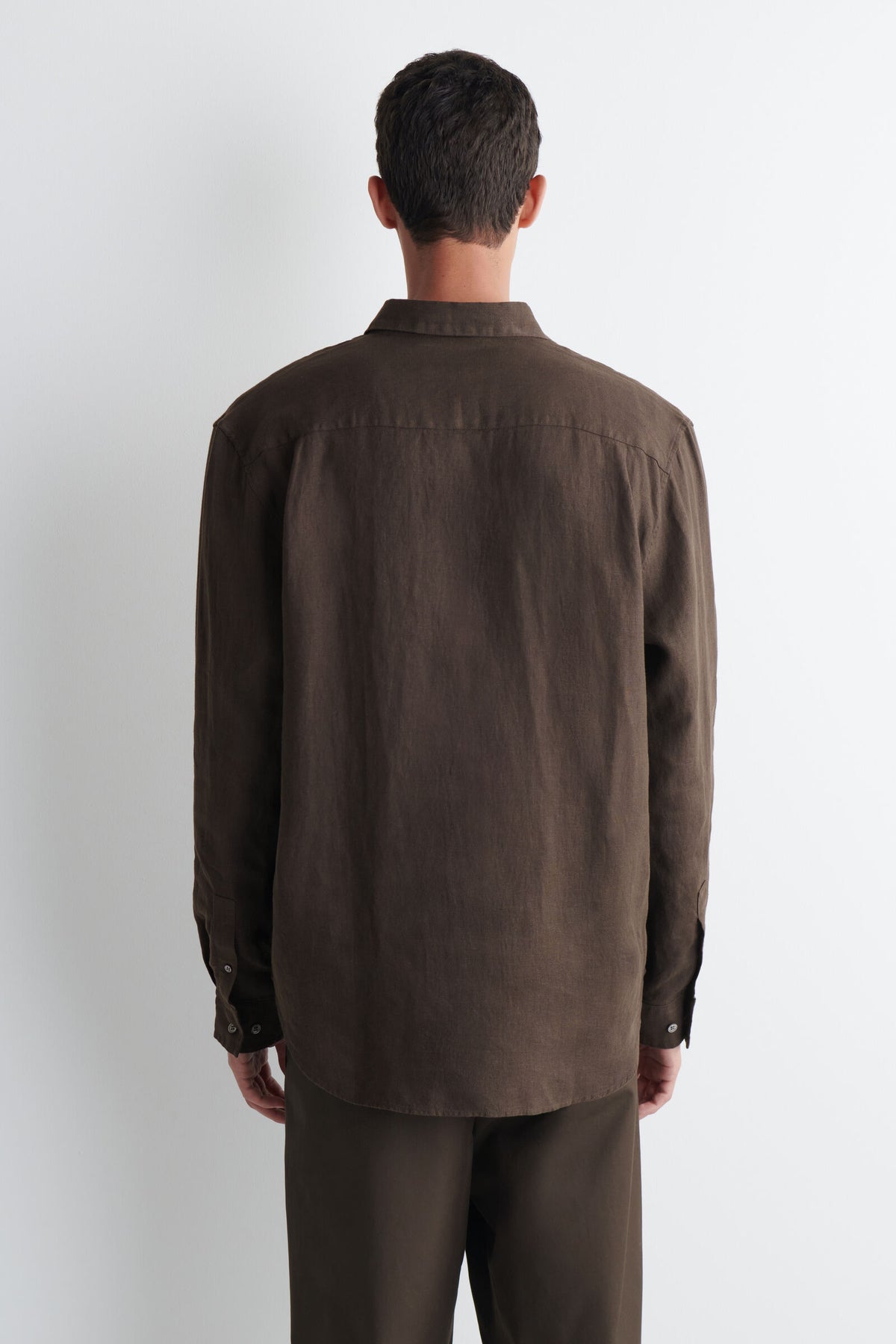CAMISA DE LINO RELAJADA - MARRÓN