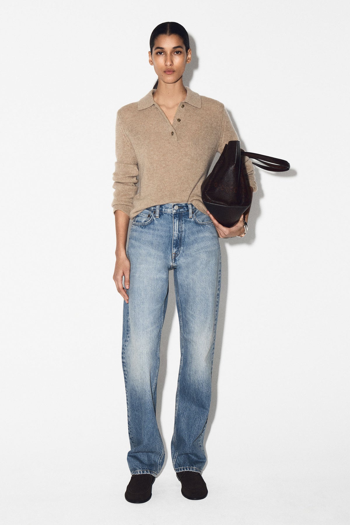 JEANS DE PIERNA RECTA CHORD - AZUL DESVANECIDO | Lookbook