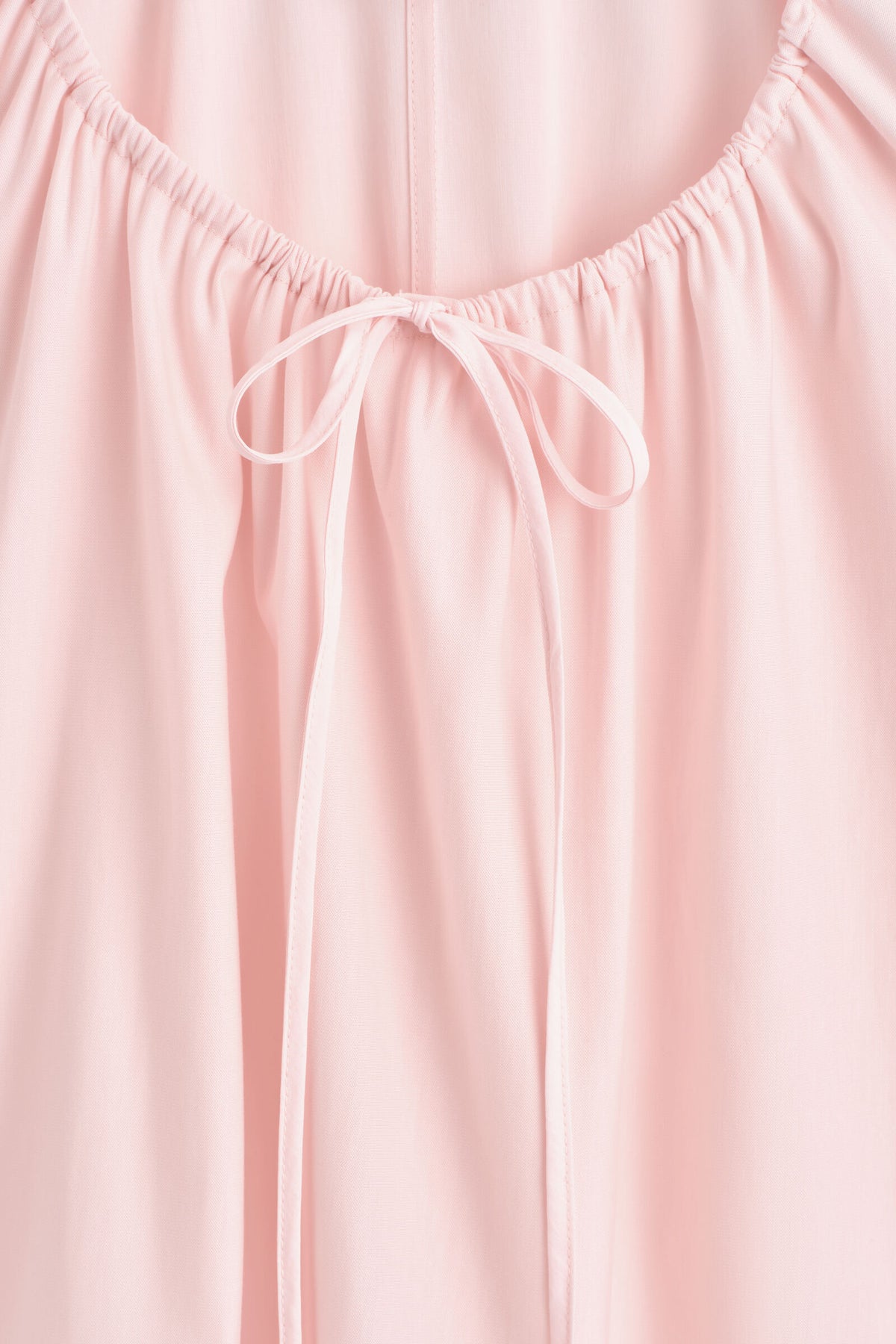 CAMISETA DE JERSEY CON CUELLO FRUNCIDO - ROSA CLARO | DescriptiveDetail