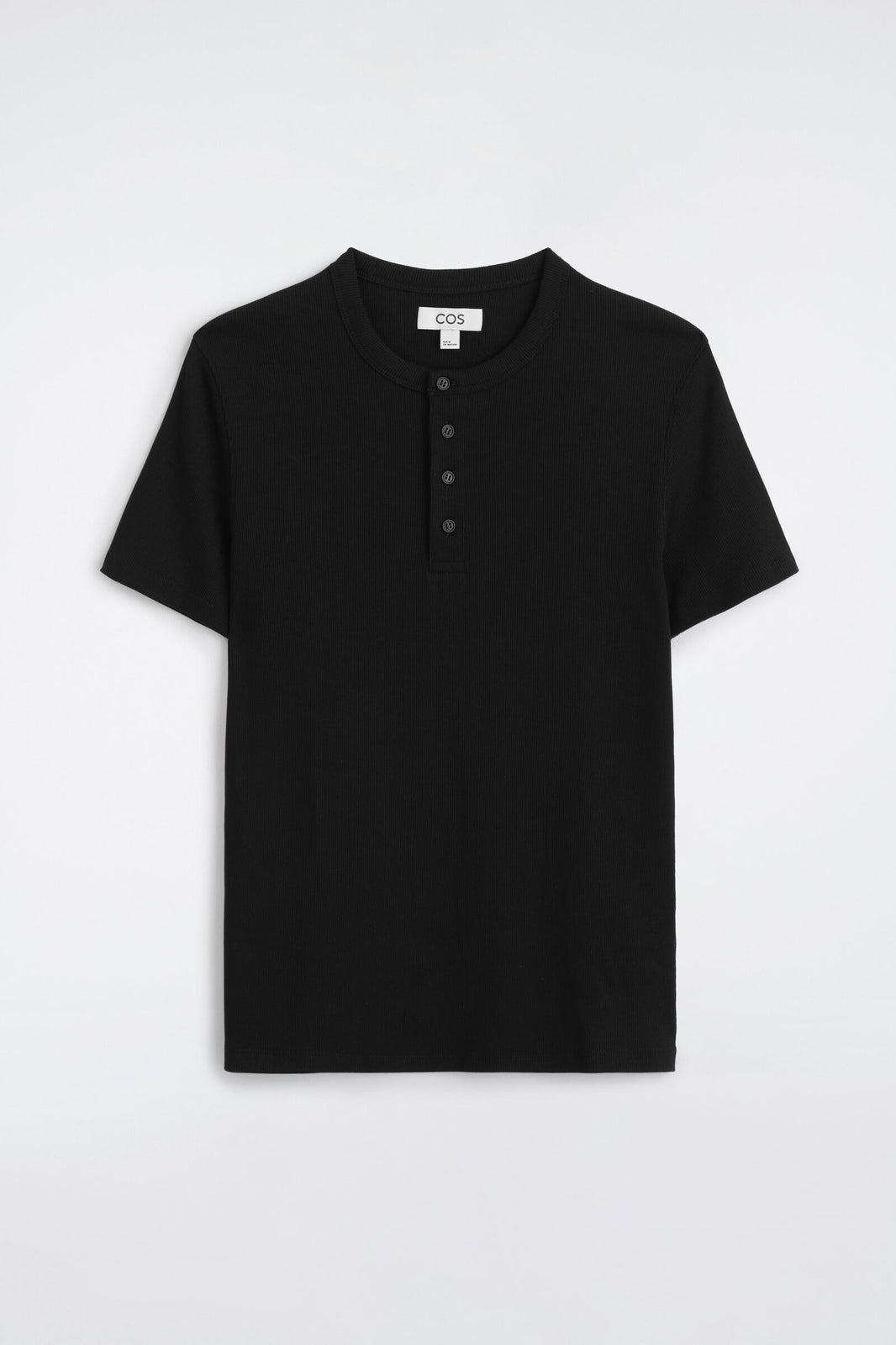 CAMISETA HENLEY ACANALADA AJUSTADA - NEGRO | DescriptiveStillLife