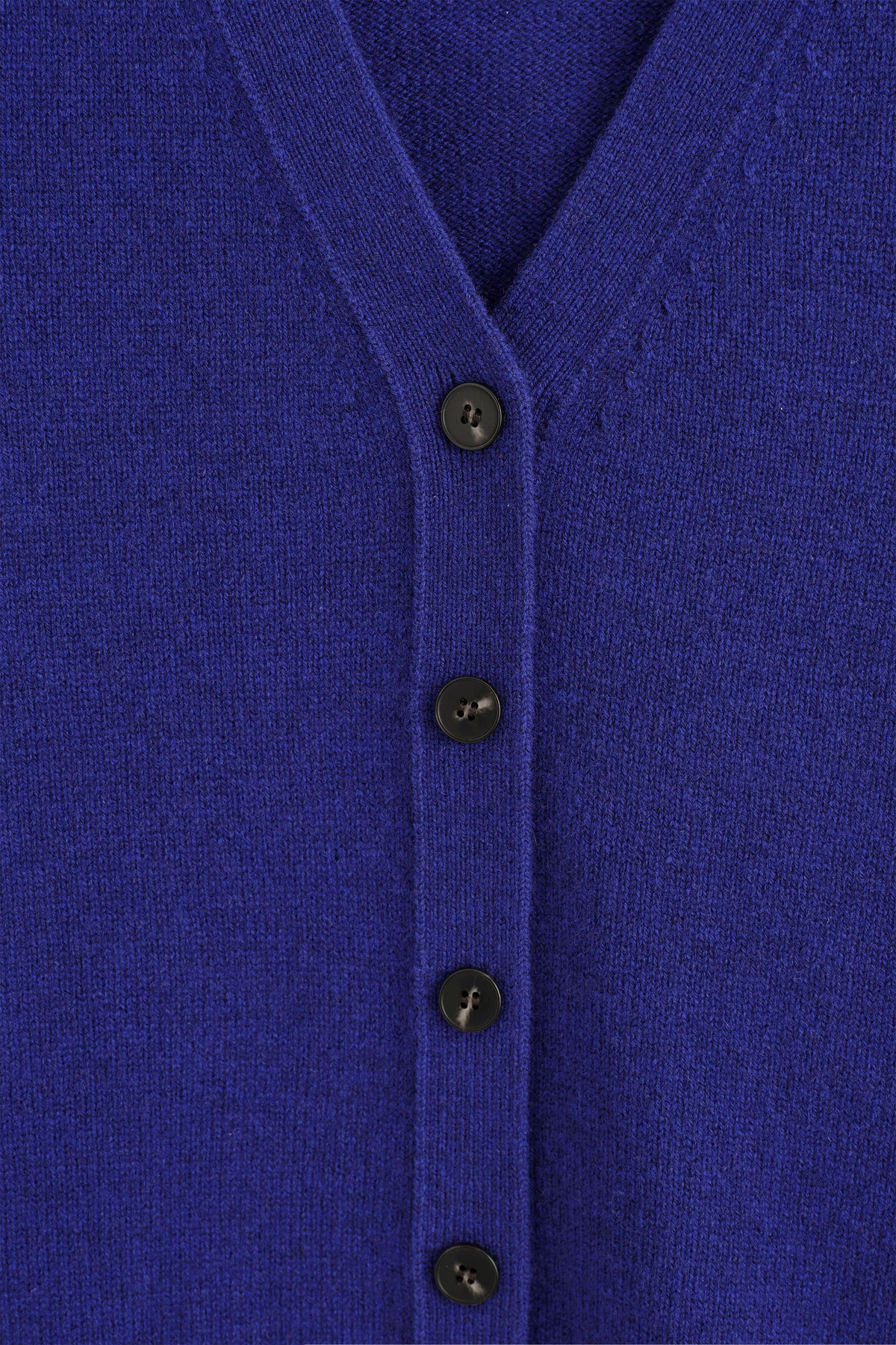 CÁRDIGAN DE LANA MERINO CON CUELLO EN V - AZUL COBALTO | DescriptiveDetail