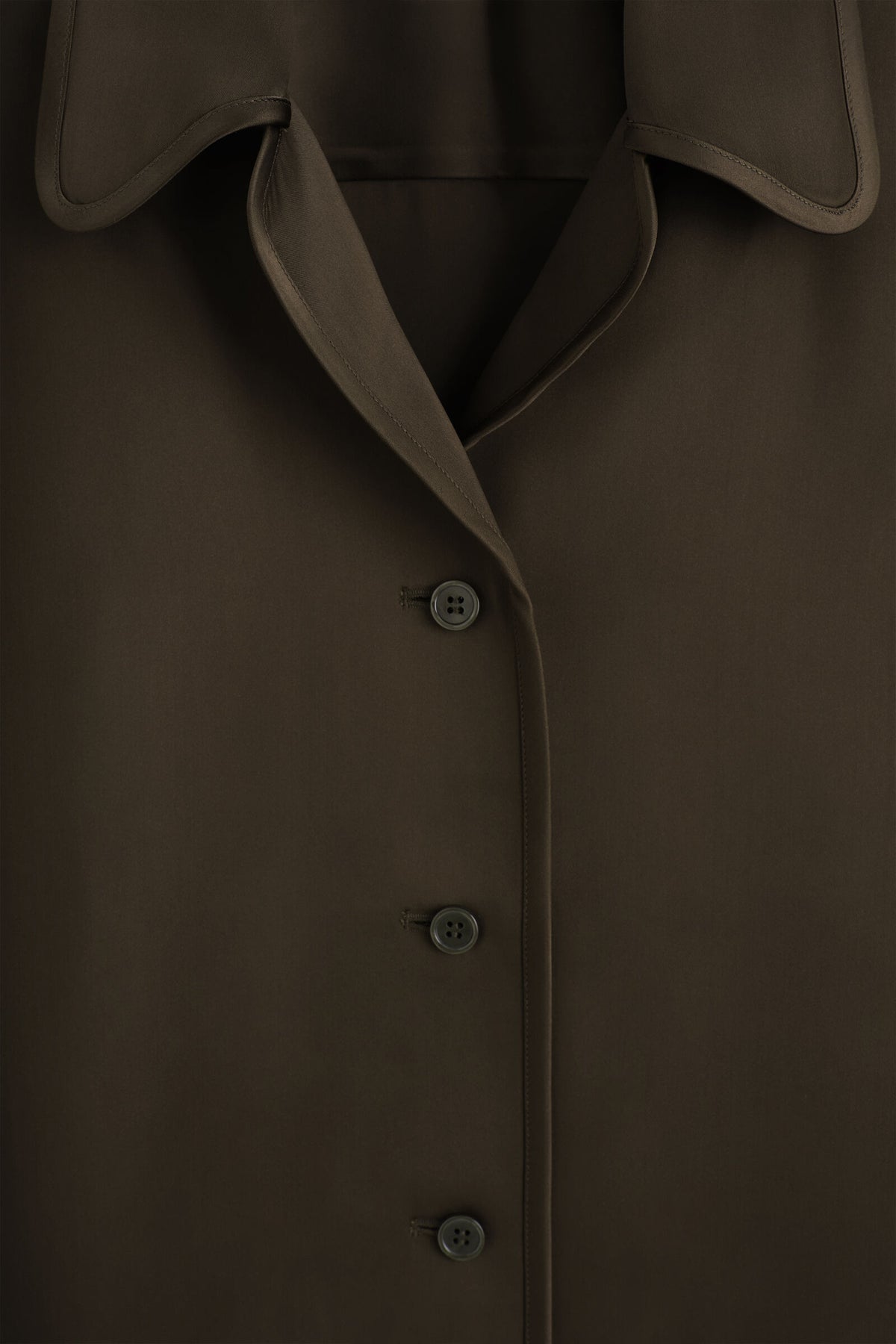 CAMISA DE SATÍN CON CONTRASTE - MARRÓN | DescriptiveDetail