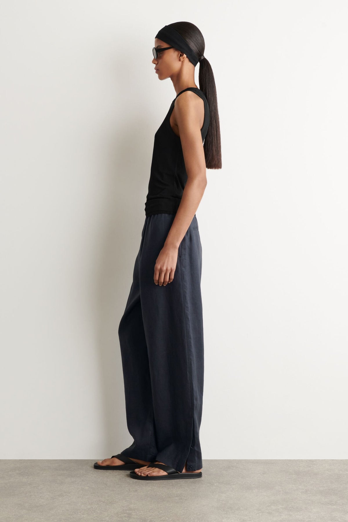 PANTALONES DE LINO CON CINTA ELÁSTICA - AZUL MARINO - StillMedia/Lookbook