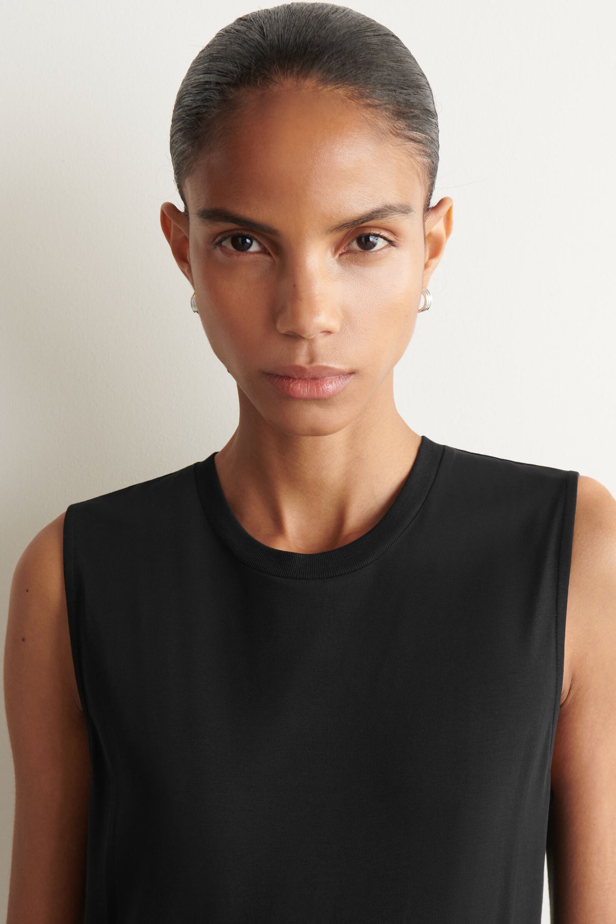 VESTIDO MIDI ESCULTÓRICO DE ALGODÓN-JERSEY - NEGRO