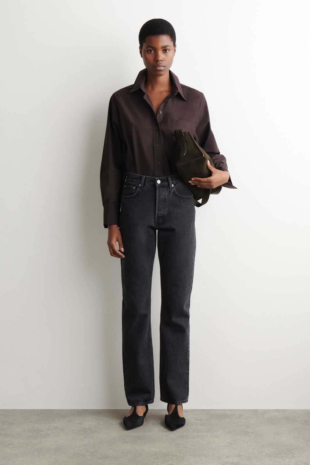 JEANS SLIM-LEG DE TUBERÍA  - NEGRO