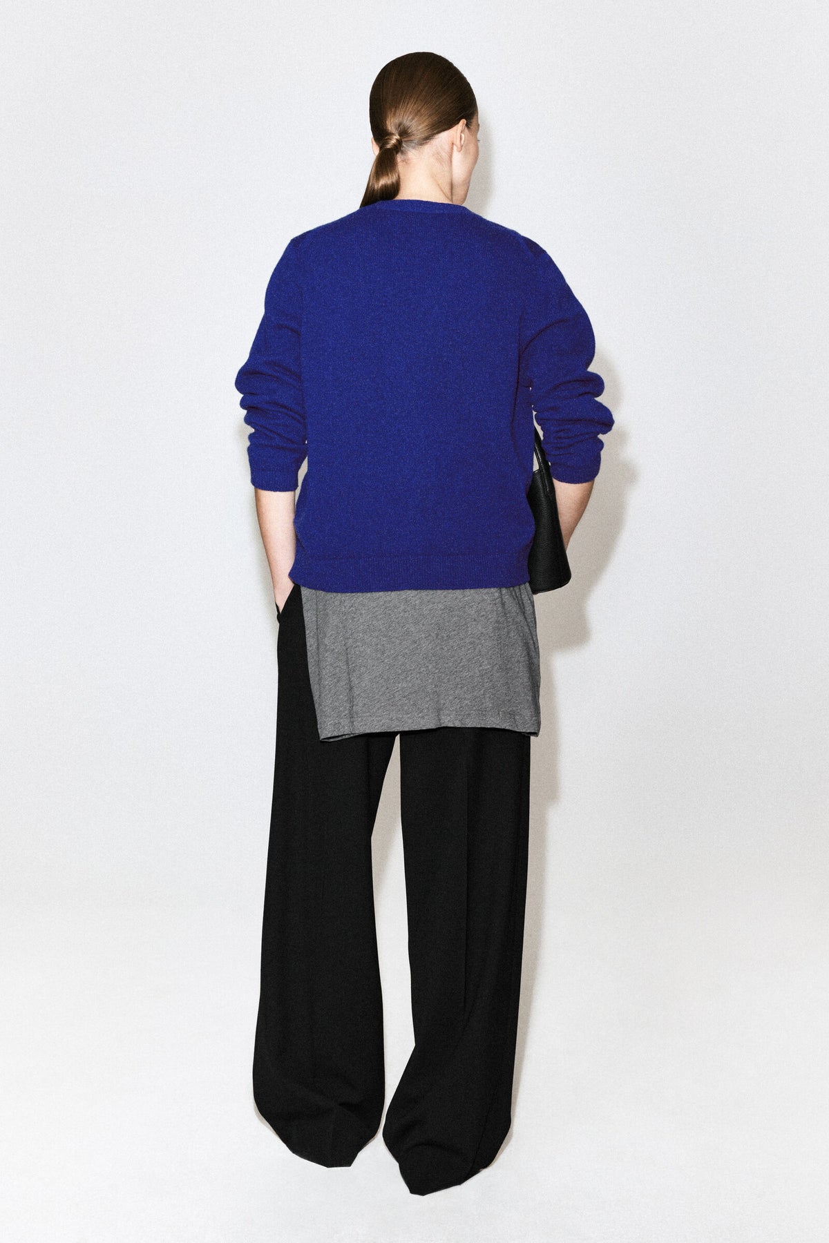 CÁRDIGAN DE LANA MERINO CON CUELLO EN V - AZUL COBALTO