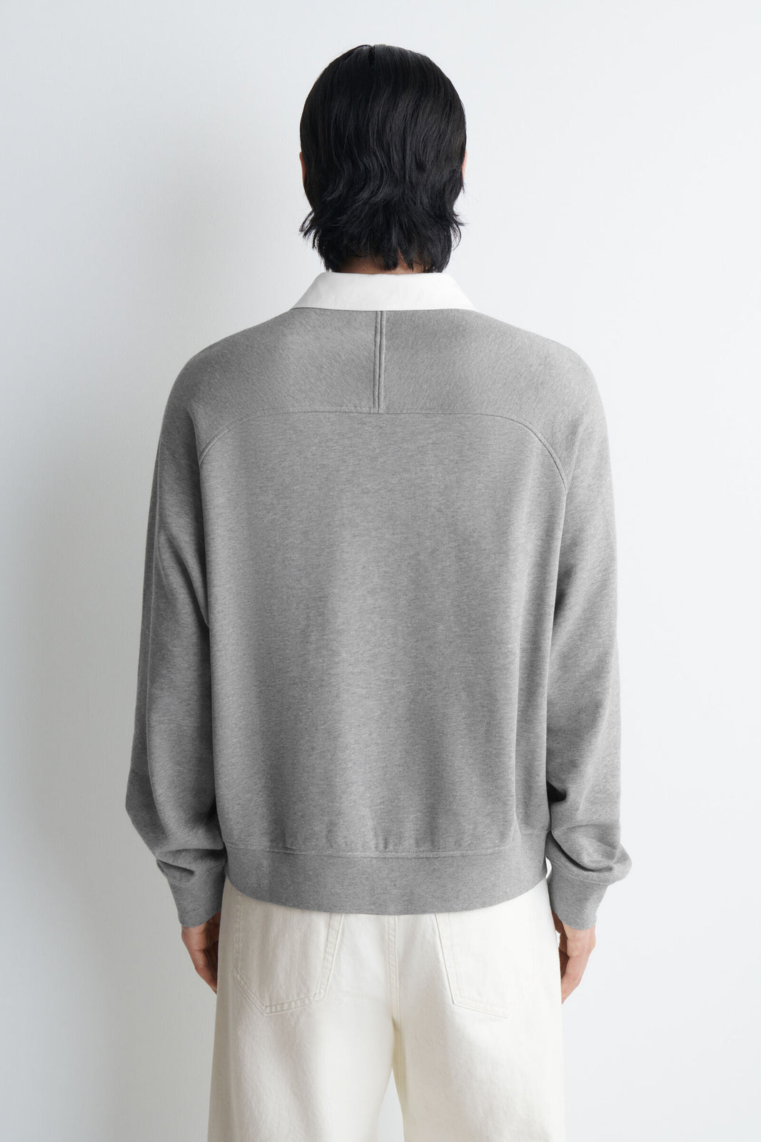 CAMISETA POLO CON CUELLO DE CONTRASTE - GRIS MELANGE