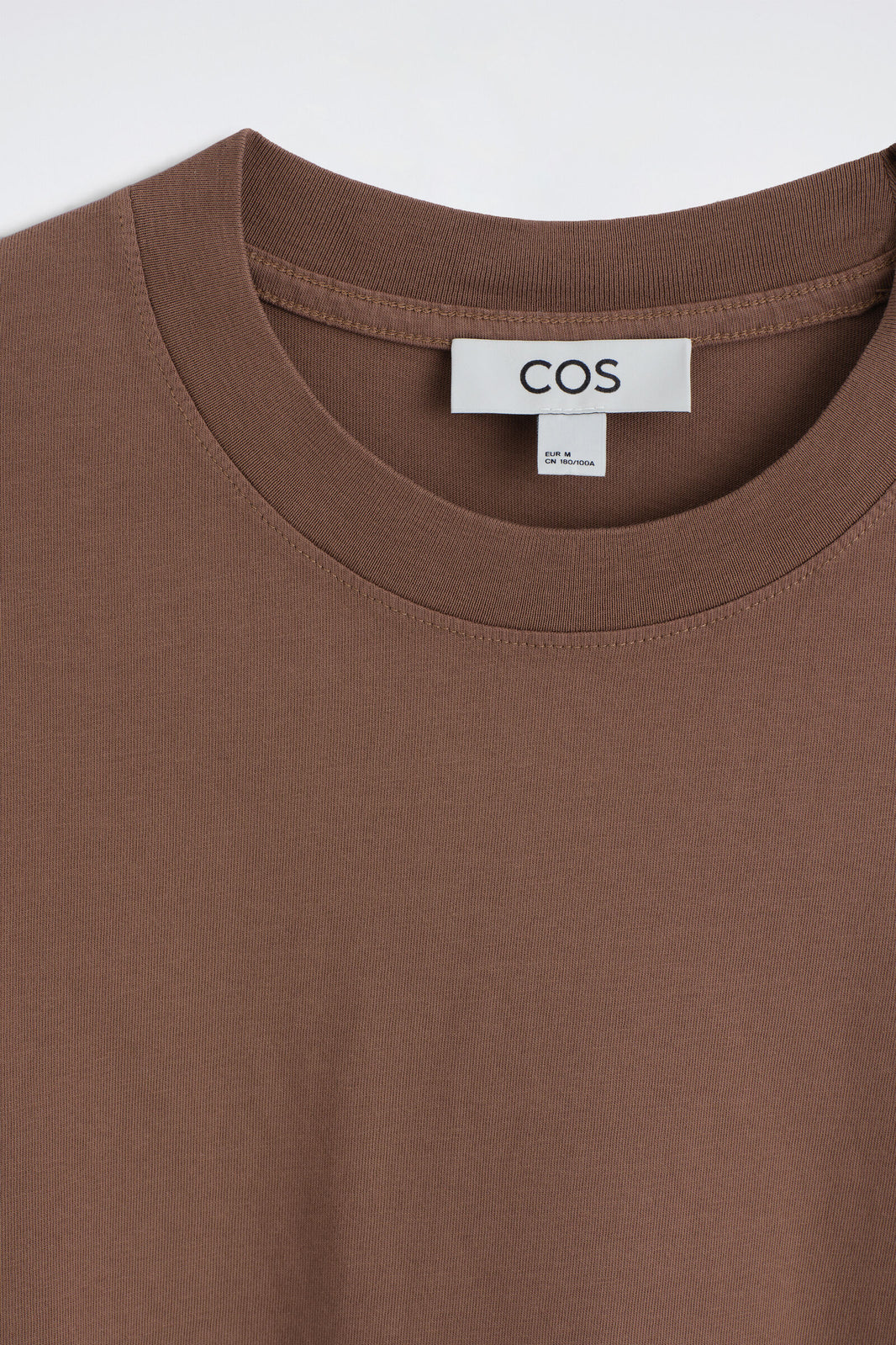 CAMISETA DE ALGODÓN RELAJADA Y LIGERA - MARRÓN CLARO | DescriptiveDetail