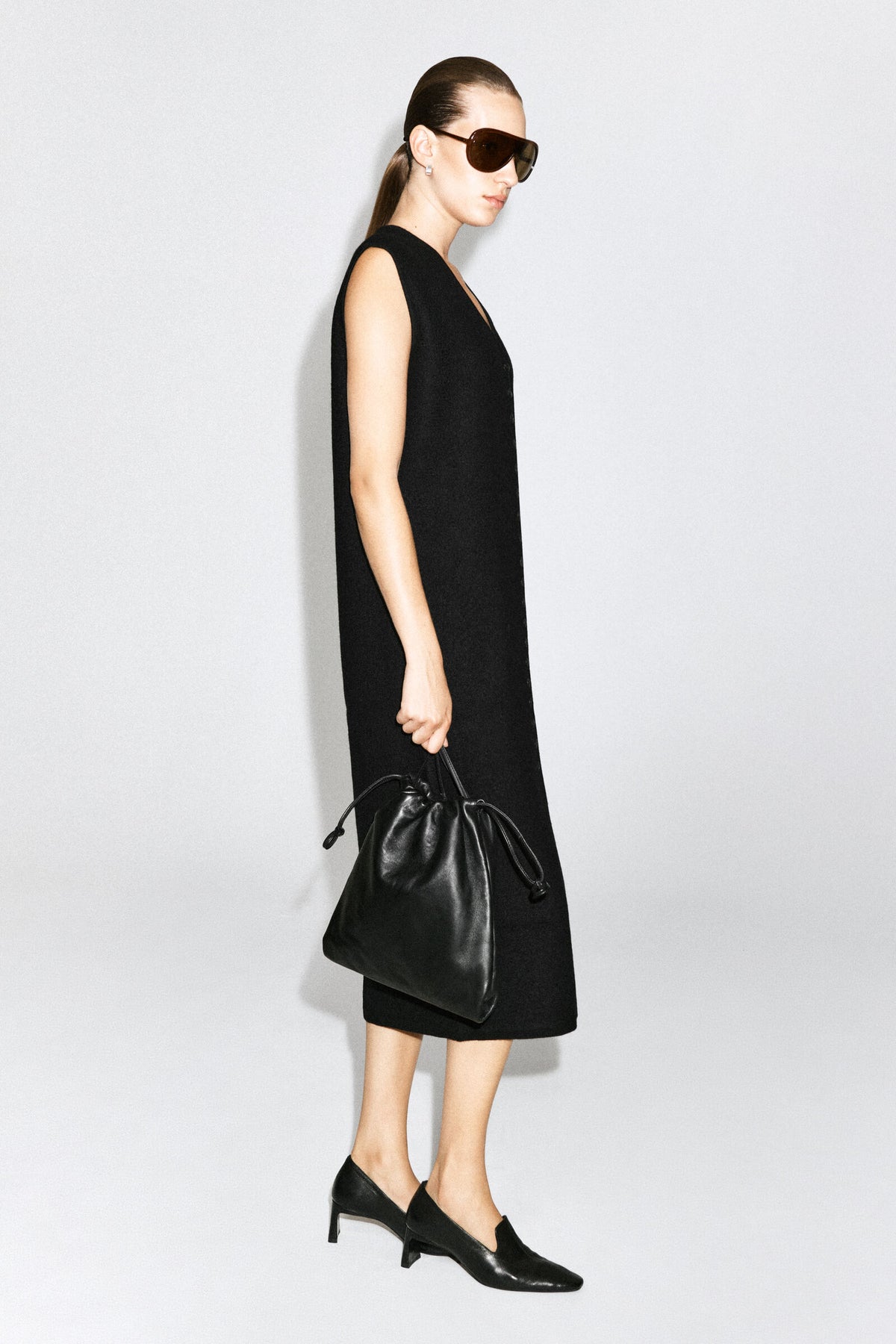 VESTIDO DE LANA MERINO ABOTONADO - NEGRO