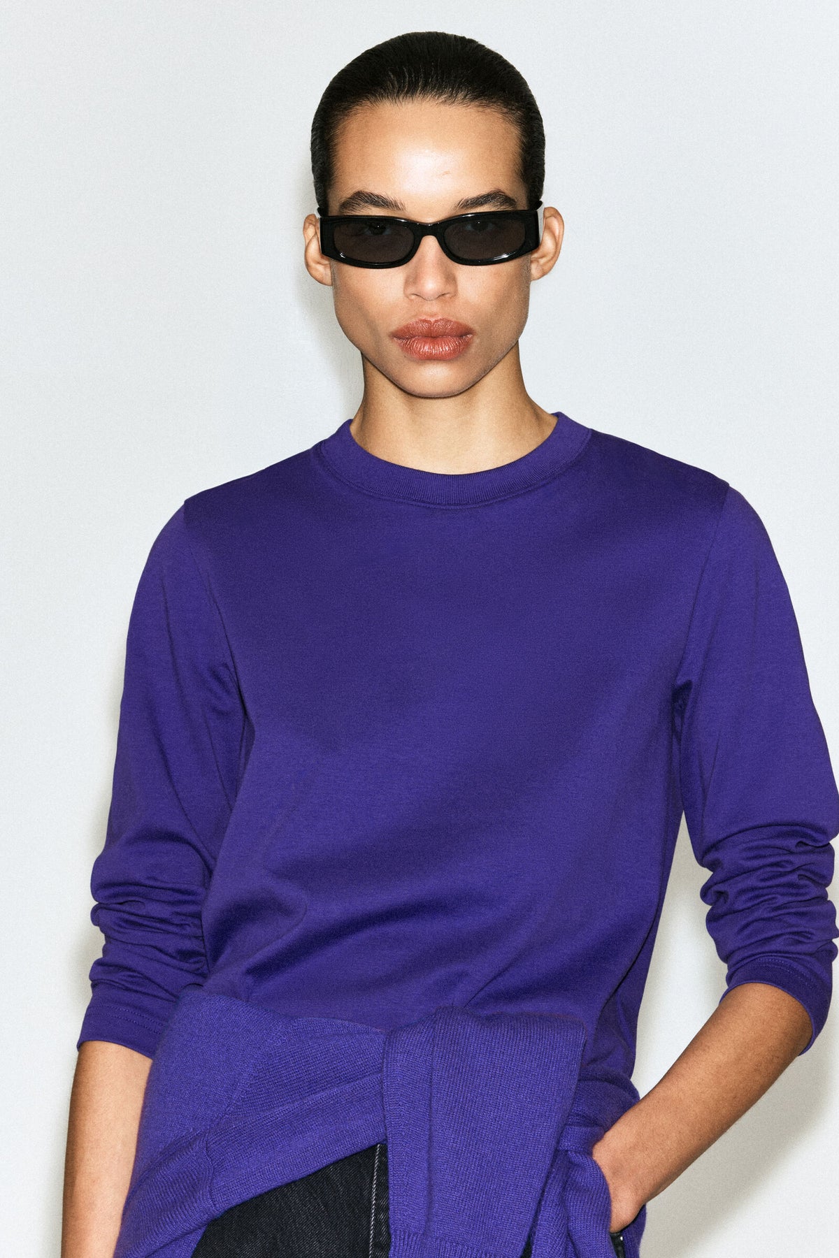 CAMISETA DE MANGA LARGA DE CORTE LIMPIO - MORADO