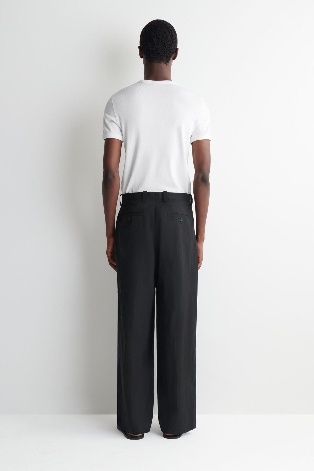PANTALONES DE ALGODÓN RELAJADOS DE PIERNA ANCHA CON CORDÓN - NEGRO
