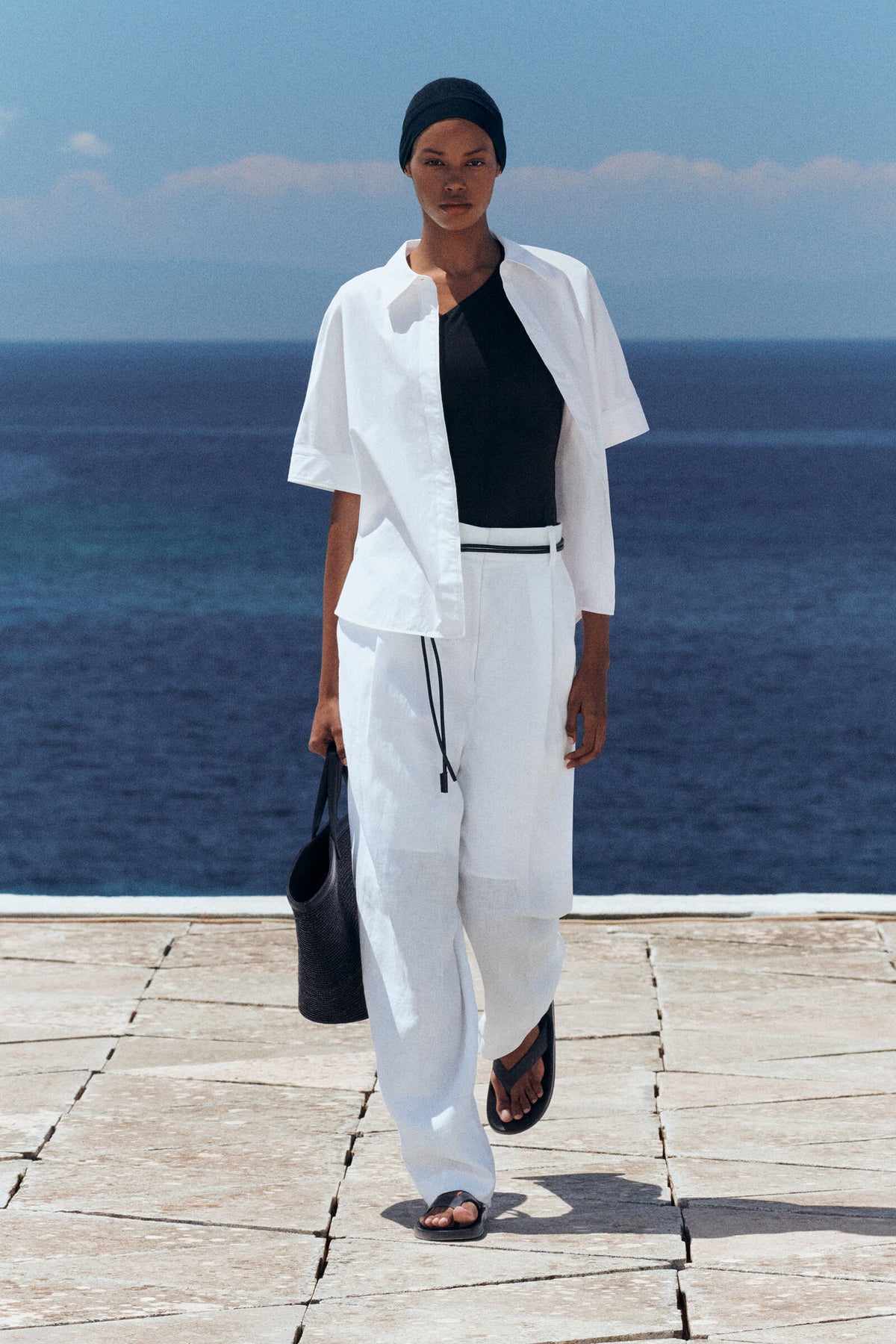 PANTALONES DE LINO SASTREROS DE PIERNA BARREL - BLANCO