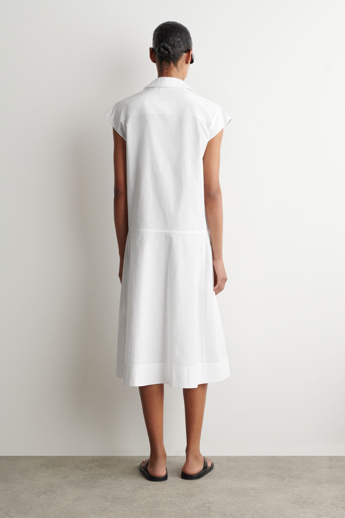 VESTIDO CAMISERO SIN MANGAS DE POPLIN DE ALGODÓN - BLANCO
