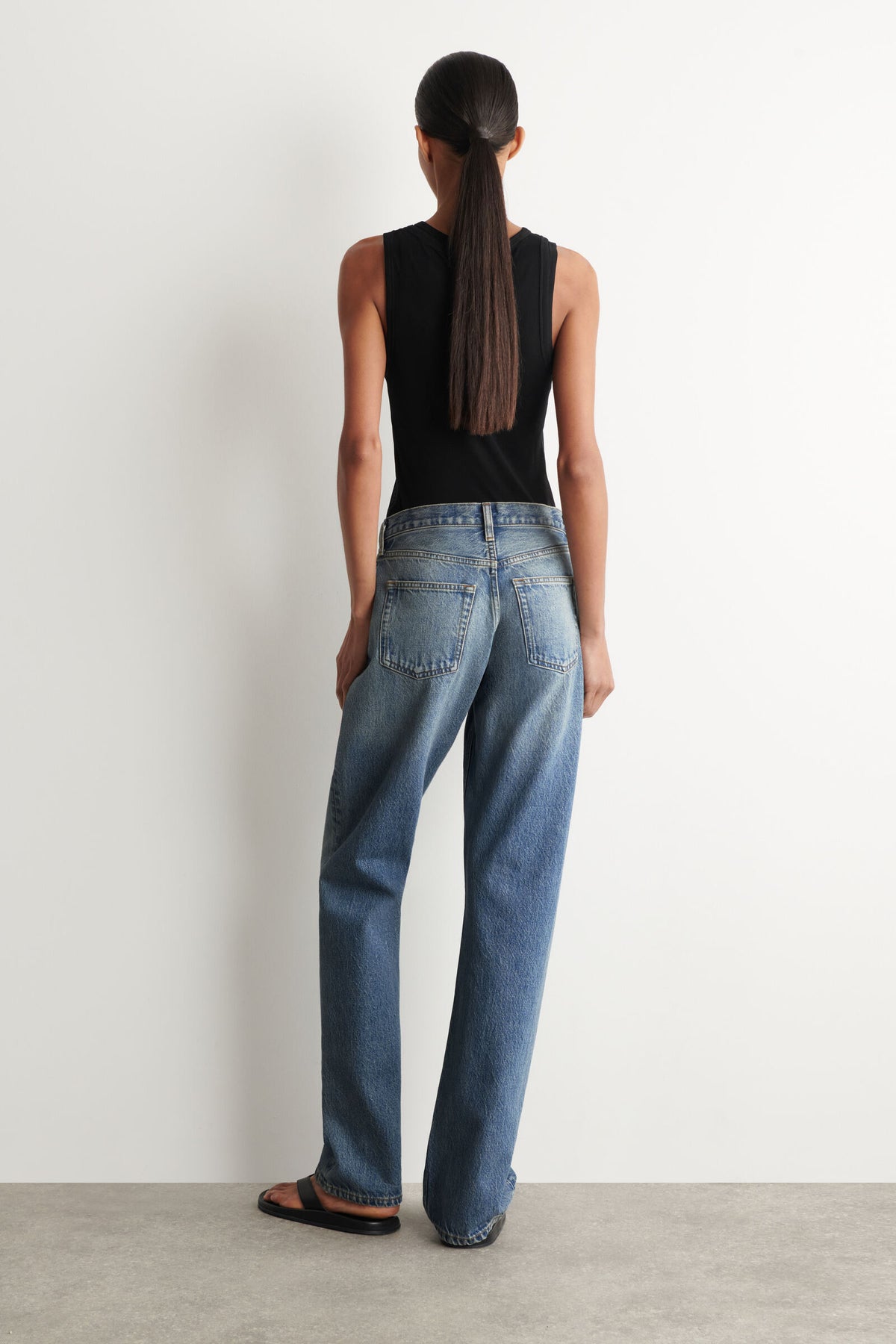 JEANS DE PIERNA RECTA CHORD - AZUL DESVANECIDO