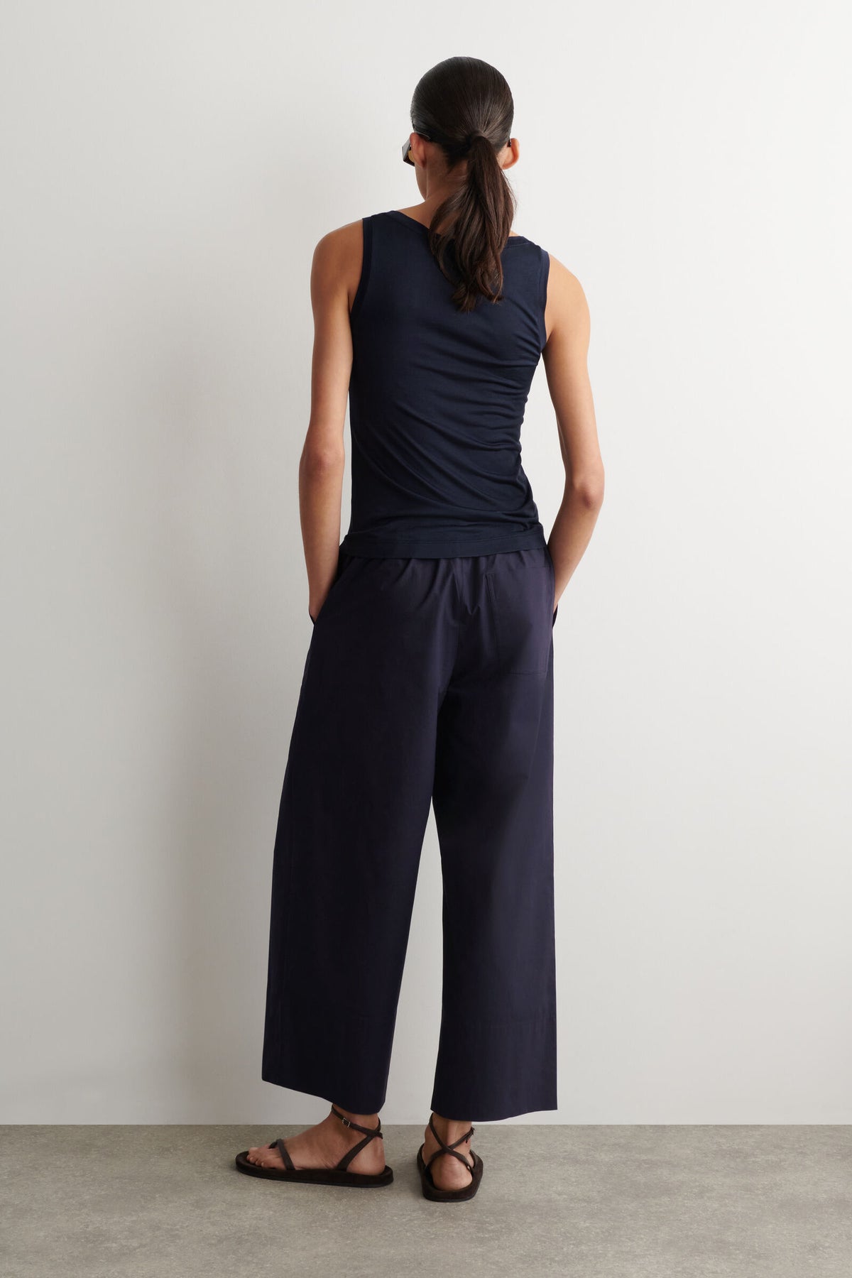 PANTALONES DE ALGODÓN DE CORTE RECTO CON CINTA AJUSTABLE - MARINO