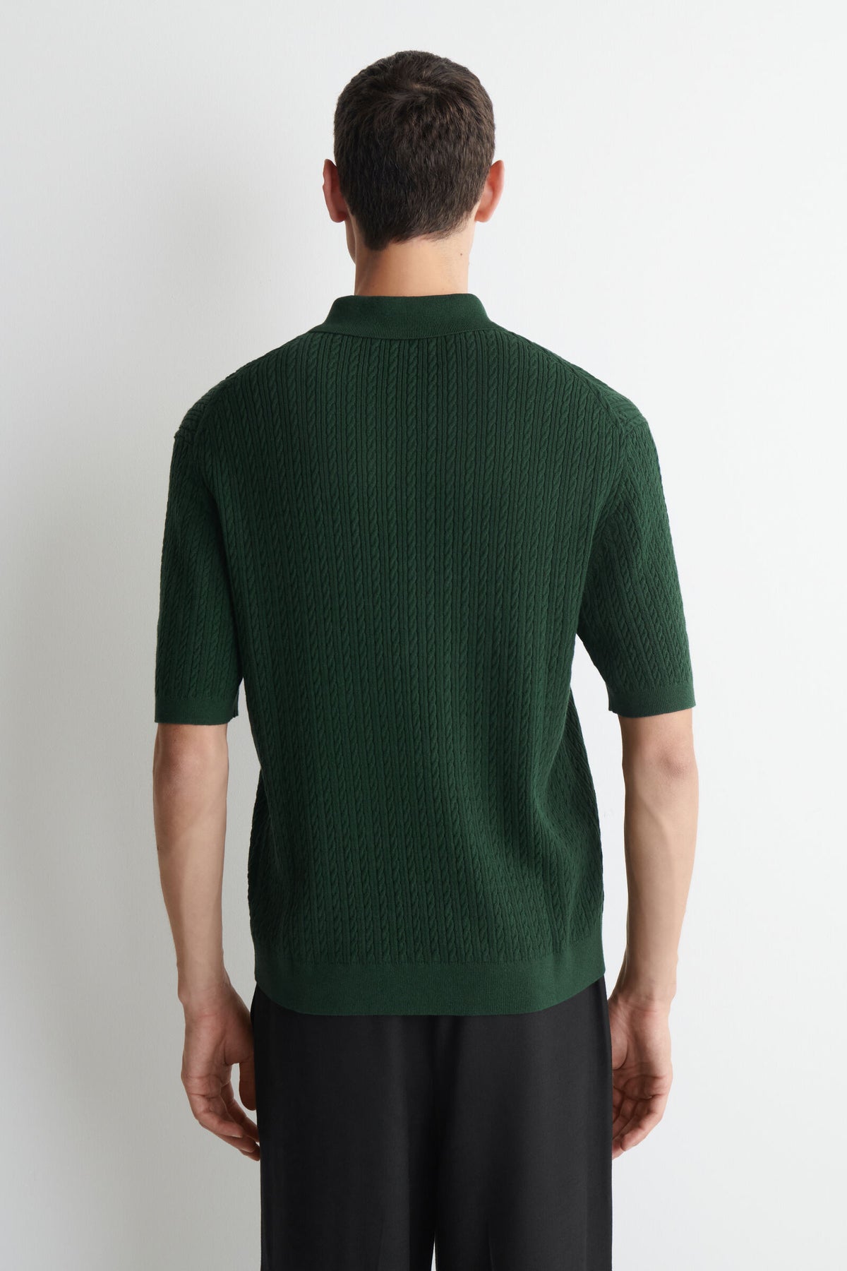 POLO DE ALGODÓN Y LINO TEJIDO EN TRENZAS - VERDE OSCURO