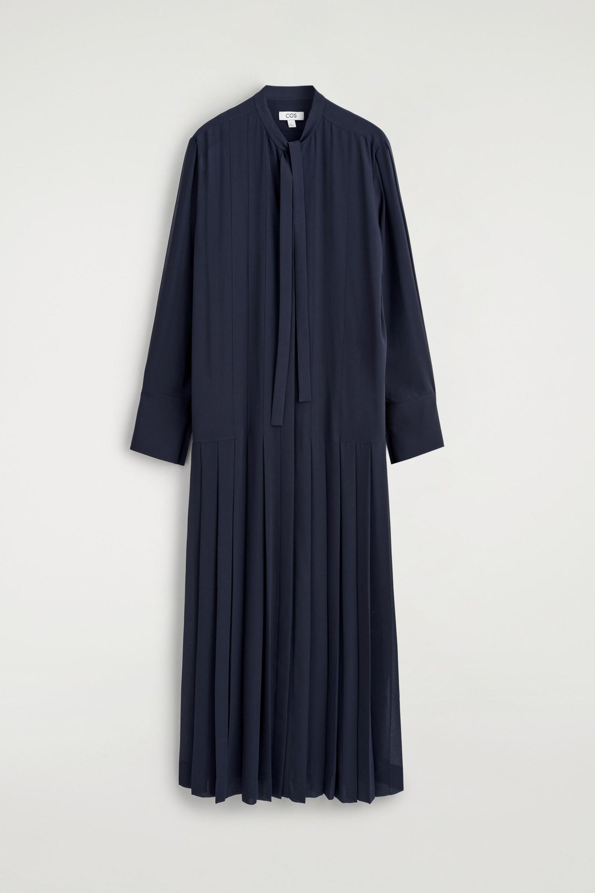 VESTIDO CAMISERO MIDI CON MOÑO Y PLISADO - AZUL MARINO | DescriptiveStillLife