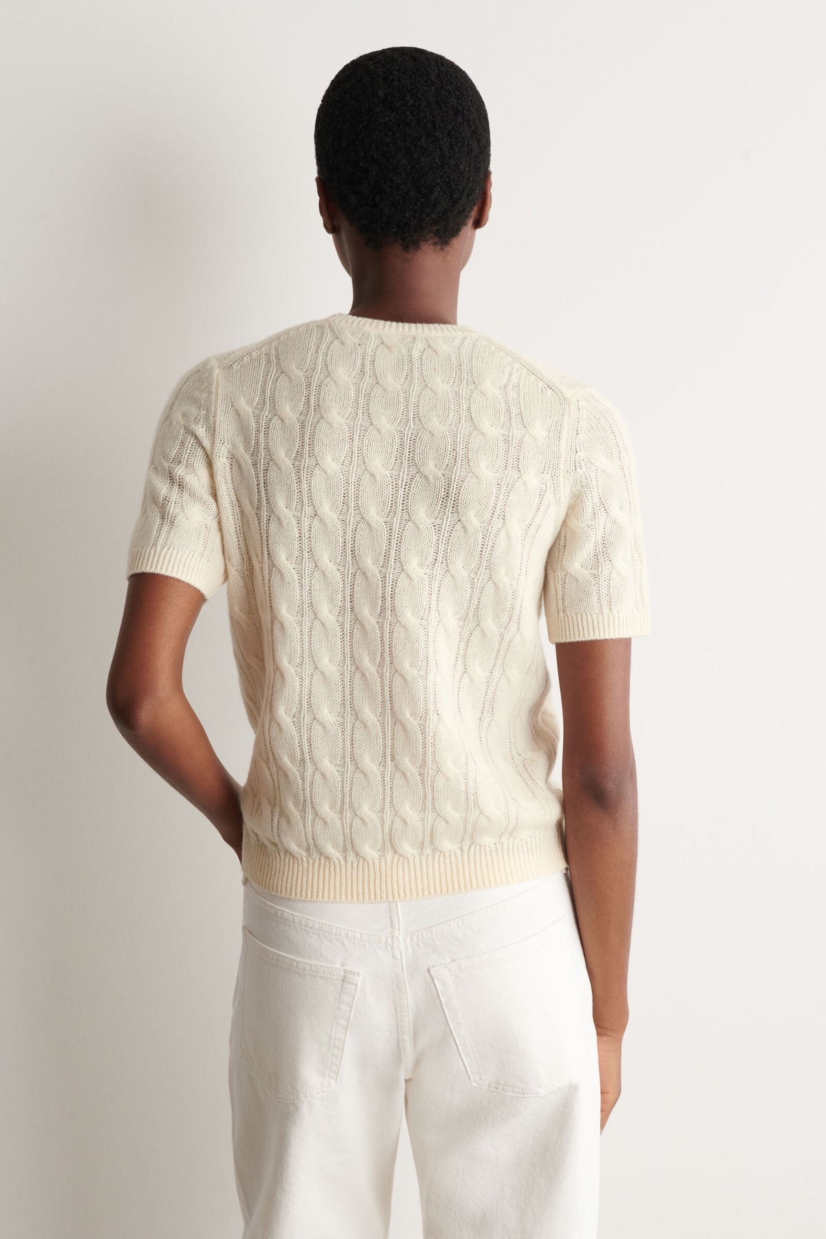 CAMISETA DE CASHMERE PUNTO TRENZADO - MARFIL