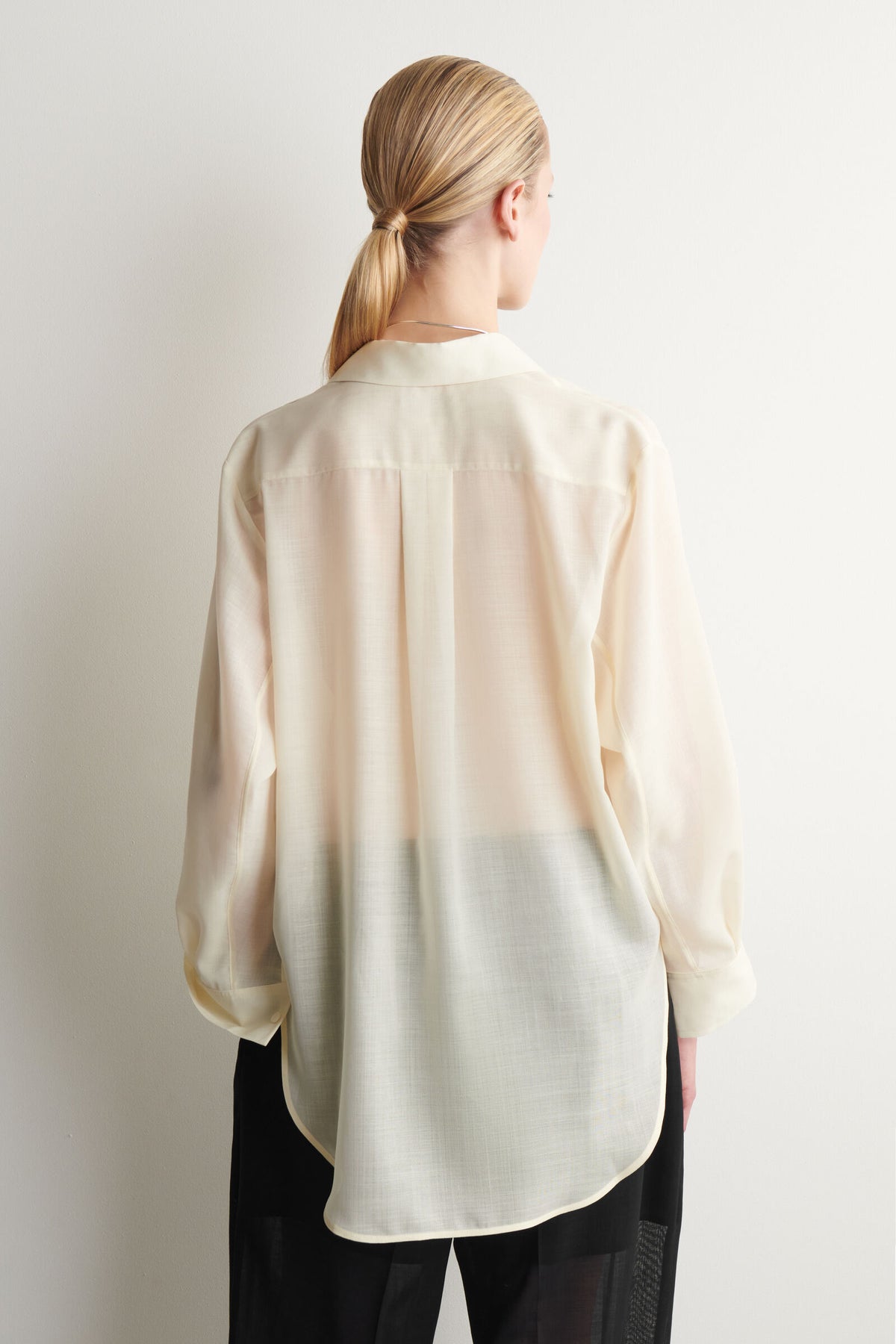 CAMISA FLUIDA DE LANA-VOILE - CREMA