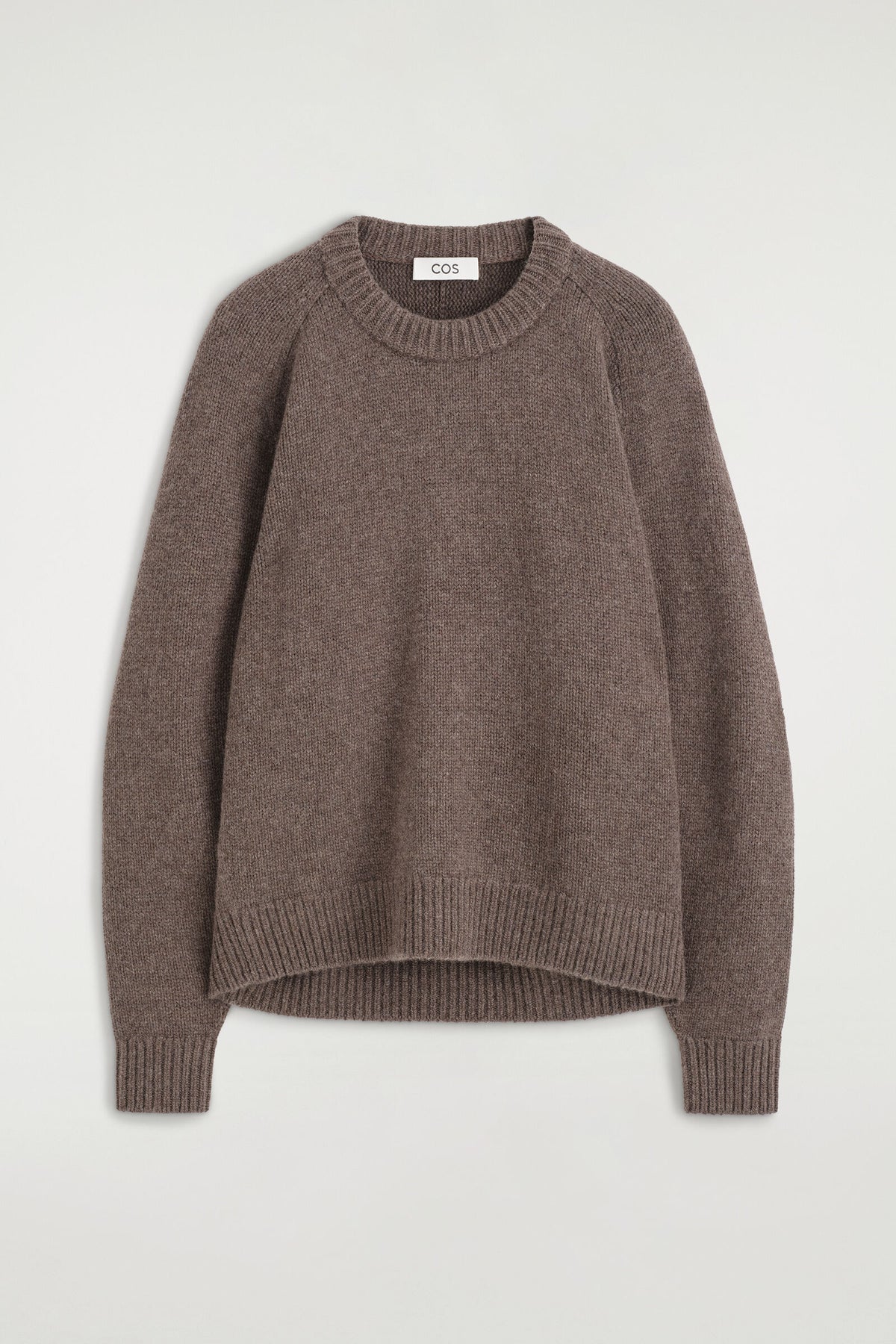 SWEATER DE CASHMERE DE CUELLO REDONDEADO - MARRÓN MEZCLADO | DescriptiveStillLife