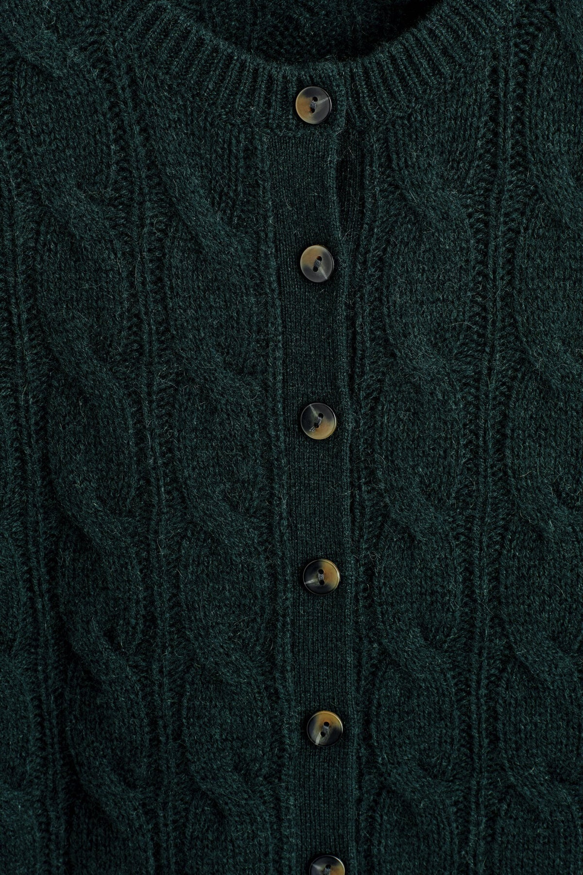 CÁRDIGAN DE CASHMERE DE PUNTO TRENZADO - VERDE OSCURO | DescriptiveDetail