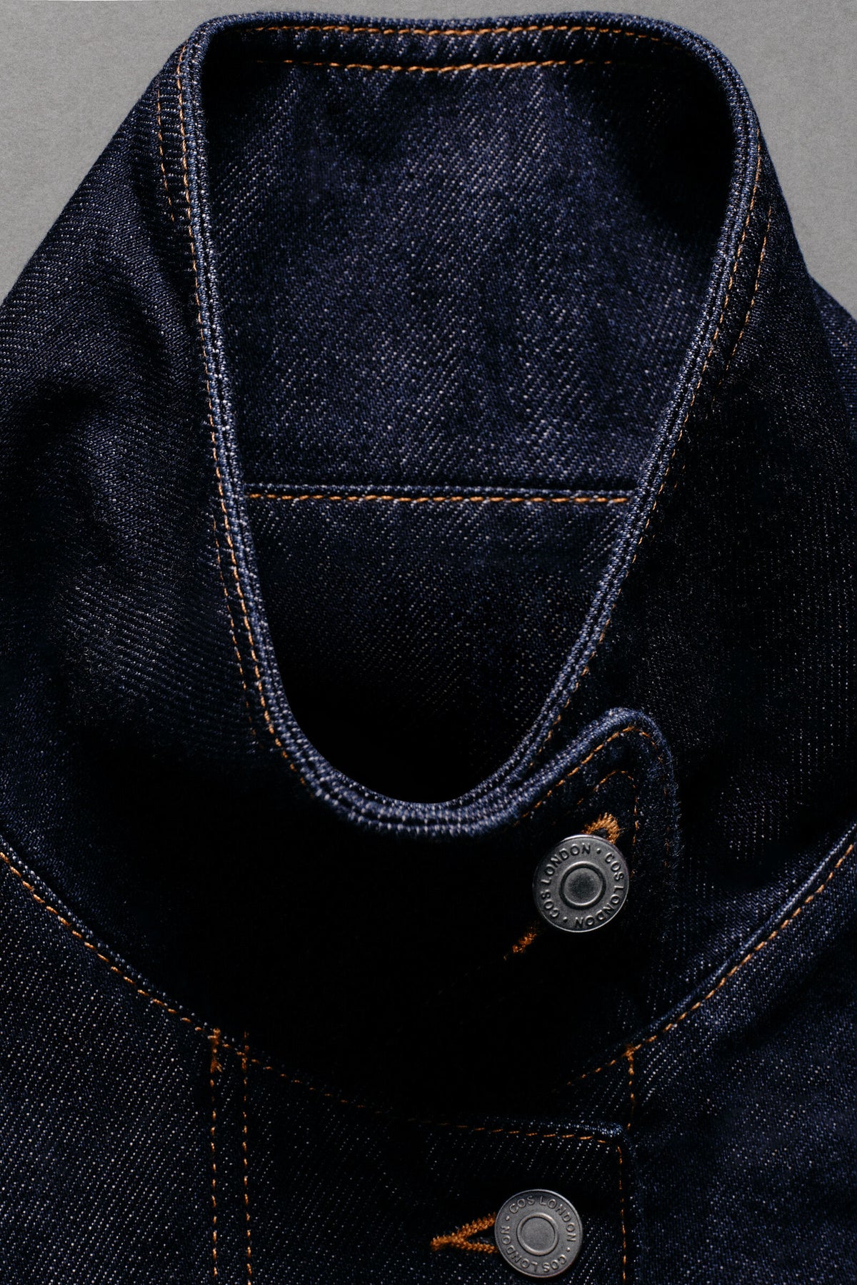 CHAQUETA DE MEZCLILLA - ÍNDIGO