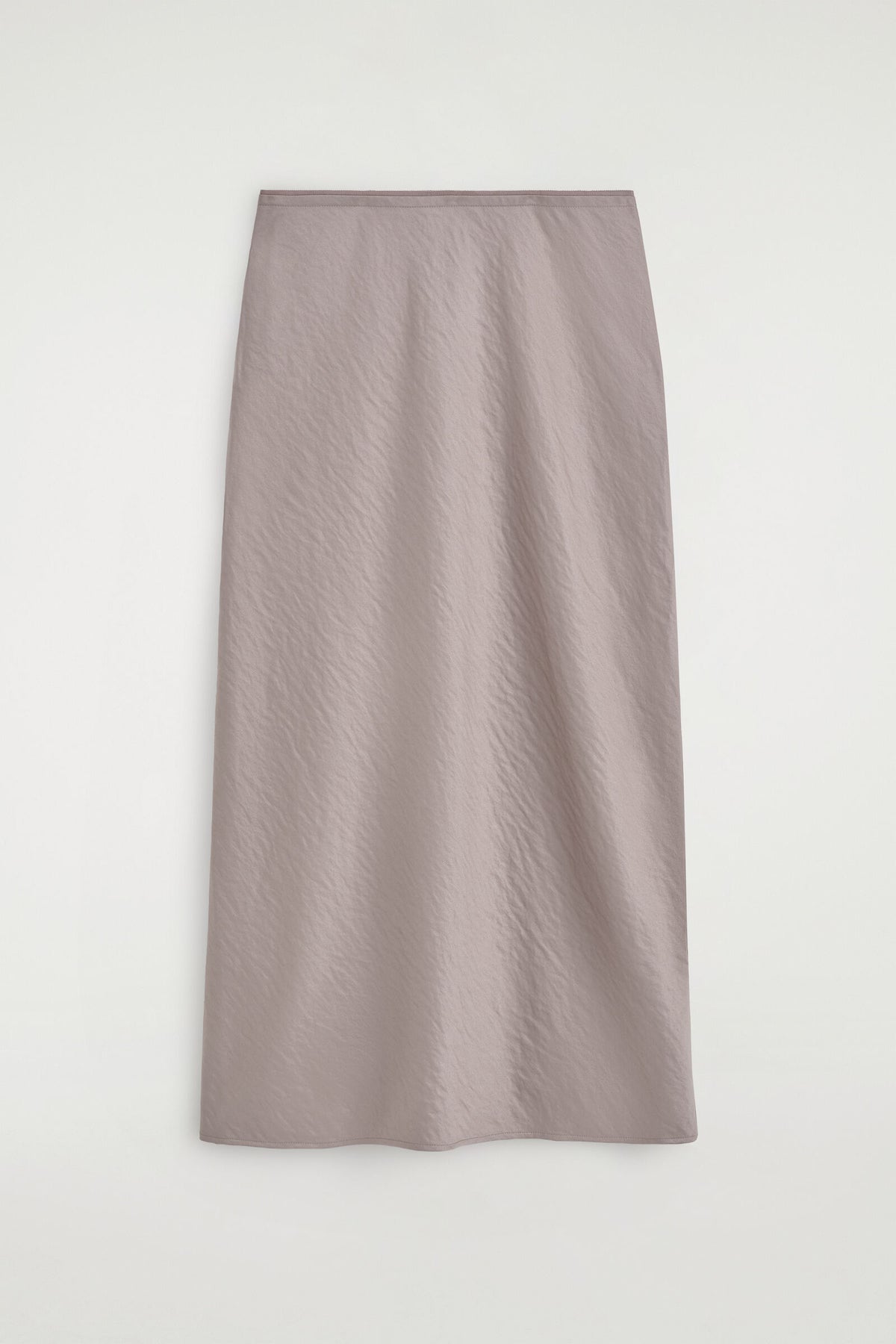 FALDA MIDI DE SATÍN ARRUGADO - GRIS PALOMA | DescriptiveStillLife