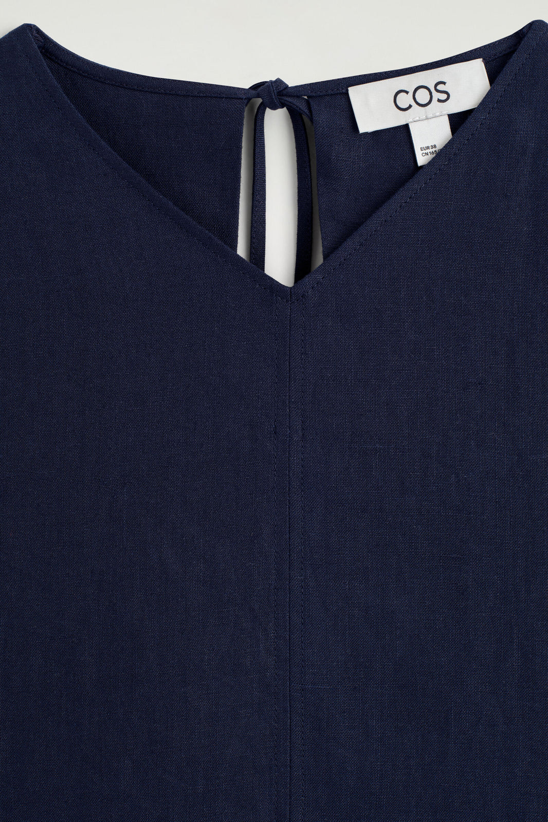 VESTIDO MINI DE LINO CON ESCOTE EN V Y ESPALDA ABIERTA - NAVY | DescriptiveDetail