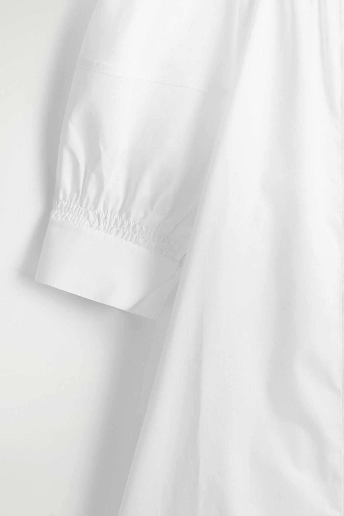 VESTIDO CAMISERO CON MANGAS ABULLONADAS - BLANCO - StillMedia/DescriptiveDetail