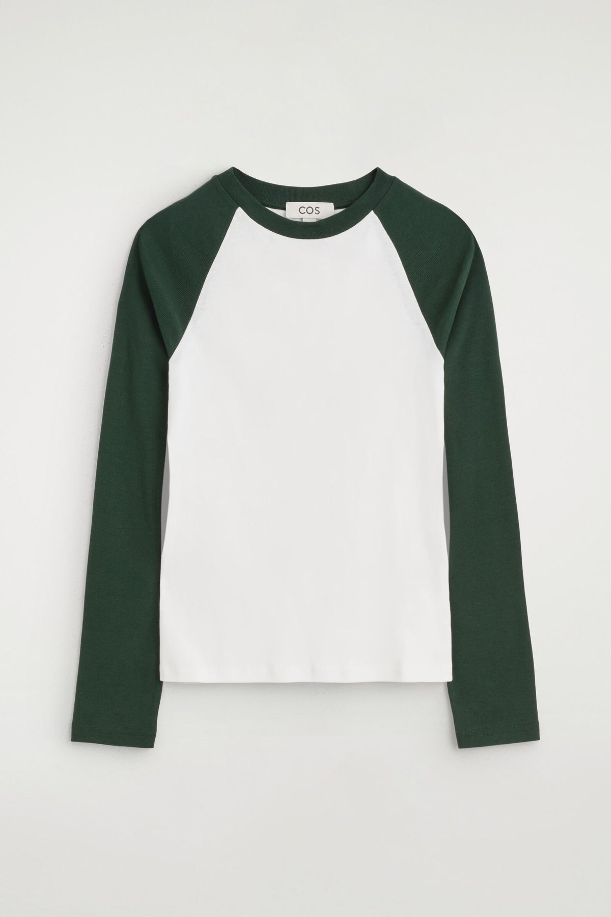 PLAYERA DE ALGODÓN RAGLÁN DE MANGA LARGA - BLANCO / VERDE | DescriptiveStillLife
