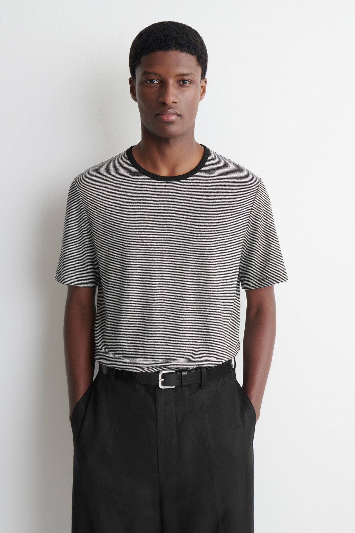 CAMISETA DE JERSEY DE LINO - NEGRO / RAYAS