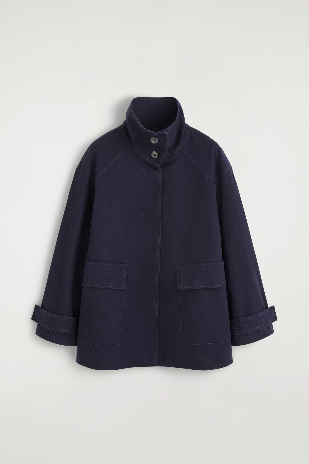 CHAQUETA DE CUELLO DE EMBUDO DE ALGODÓN-TWILL - AZUL MARINO | DescriptiveStillLife