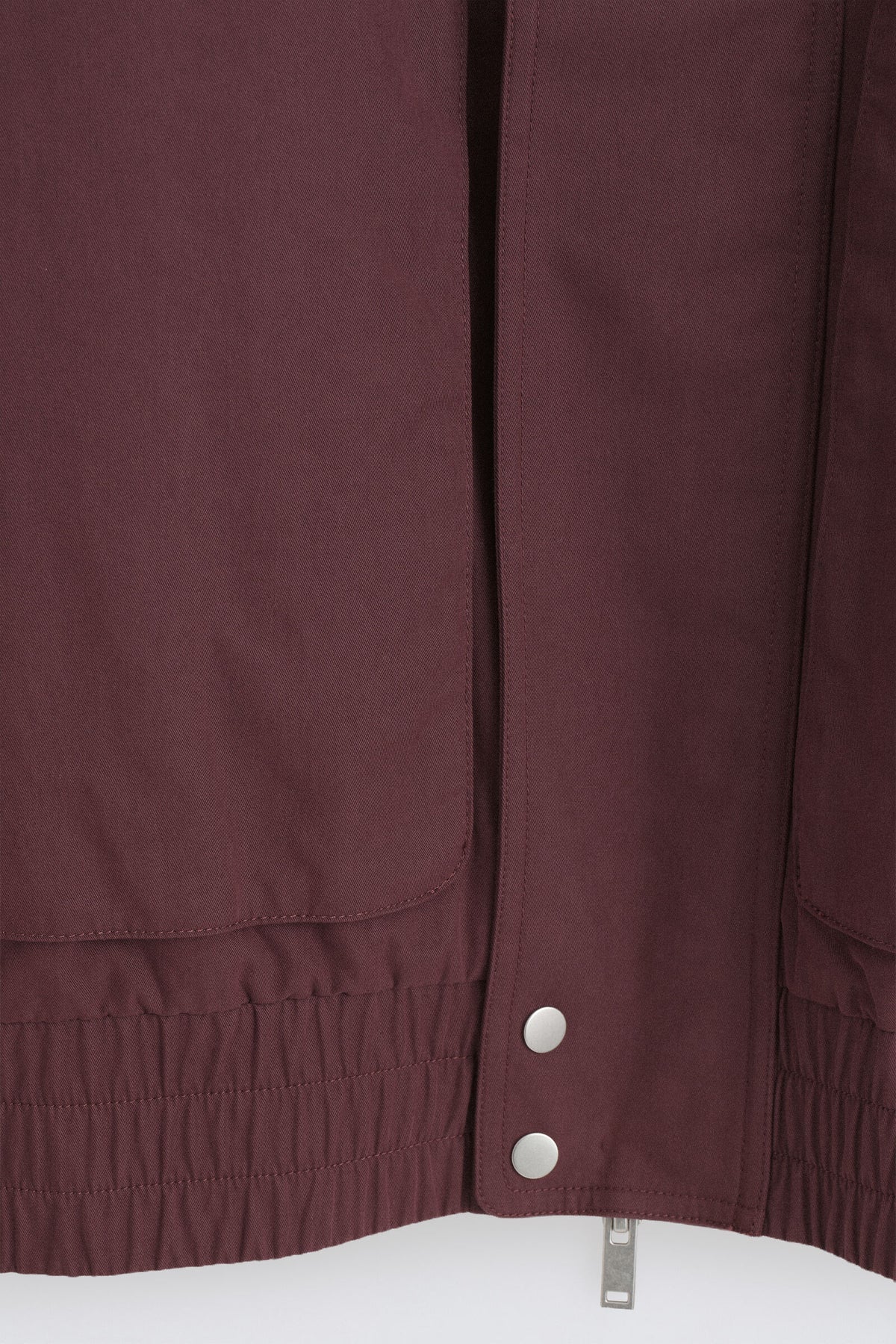 CHAQUETA BOMBER ACOLCHADA DE CUELLO ALTO - BURDEOS | DescriptiveDetail