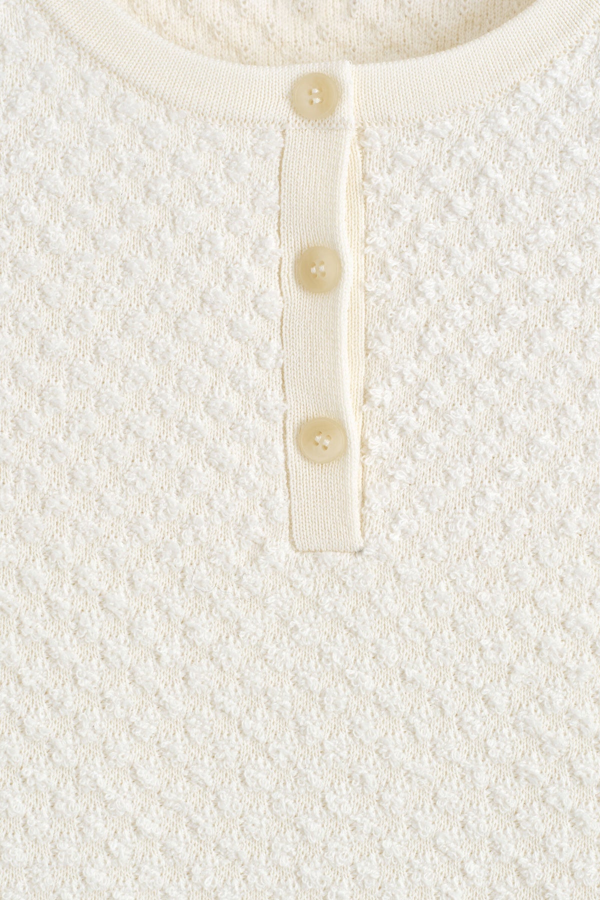 CAMISETA HENLEY DE PUNTO JACQUARD - CREMA | DescriptiveDetail