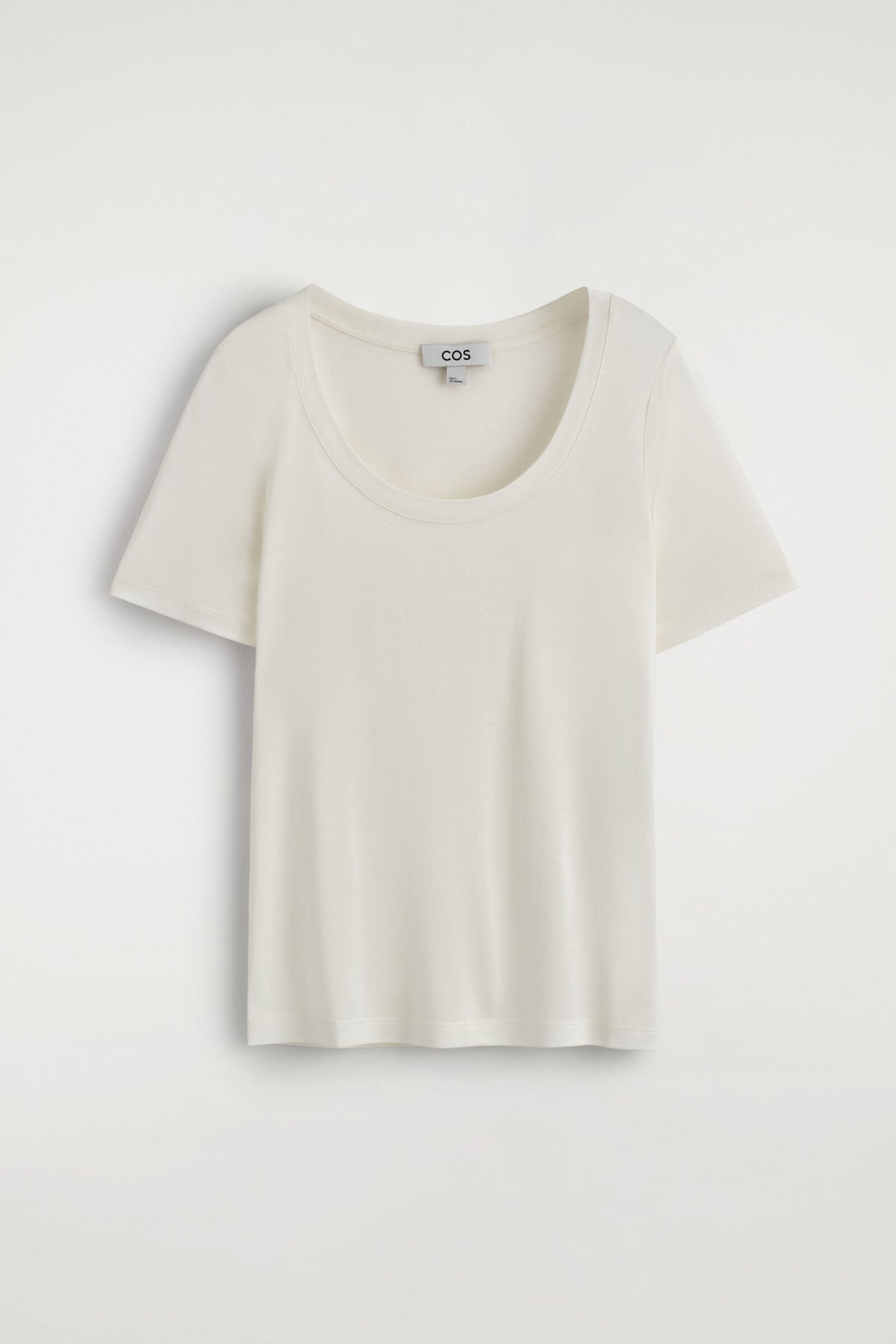 CAMISETA DE SEDA AJUSTADA - MARFIL | DescriptiveStillLife