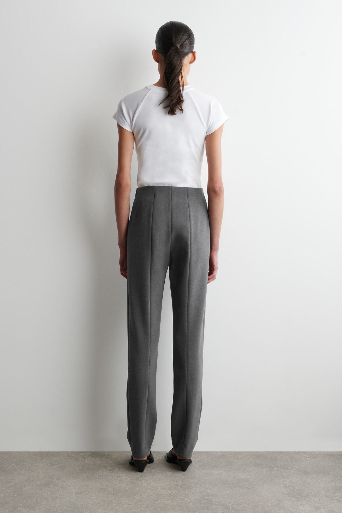 PANTALONES SLIM DE PIERNA RECTA - GRIS - StillMedia/Lookbook