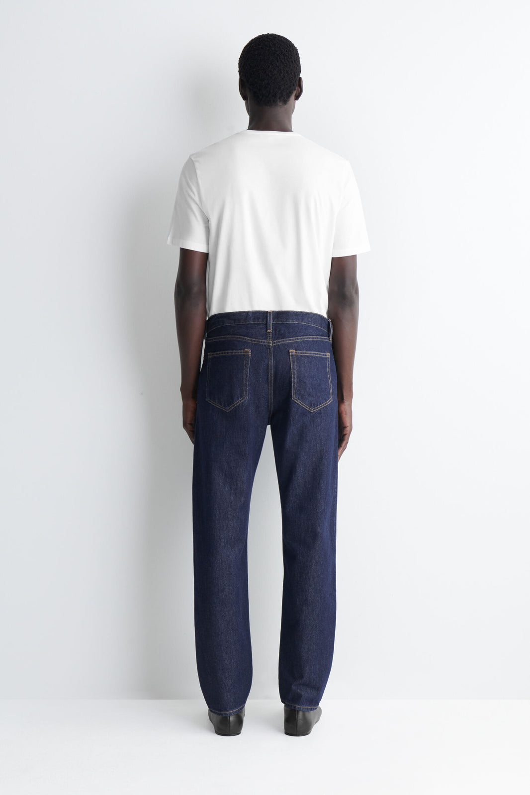 JEANS SIGNATURE DE CORTE REGULAR Y PIERNA RECTA - AZUL OSCURO