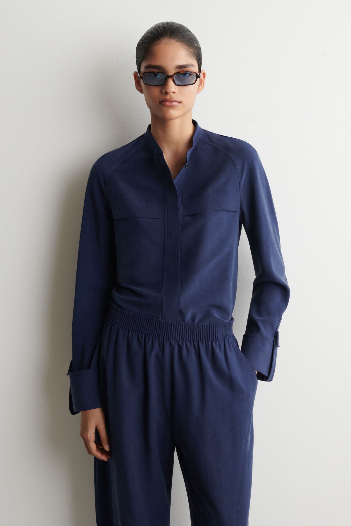 CAMISA UTILITY FLUIDA - MARINO