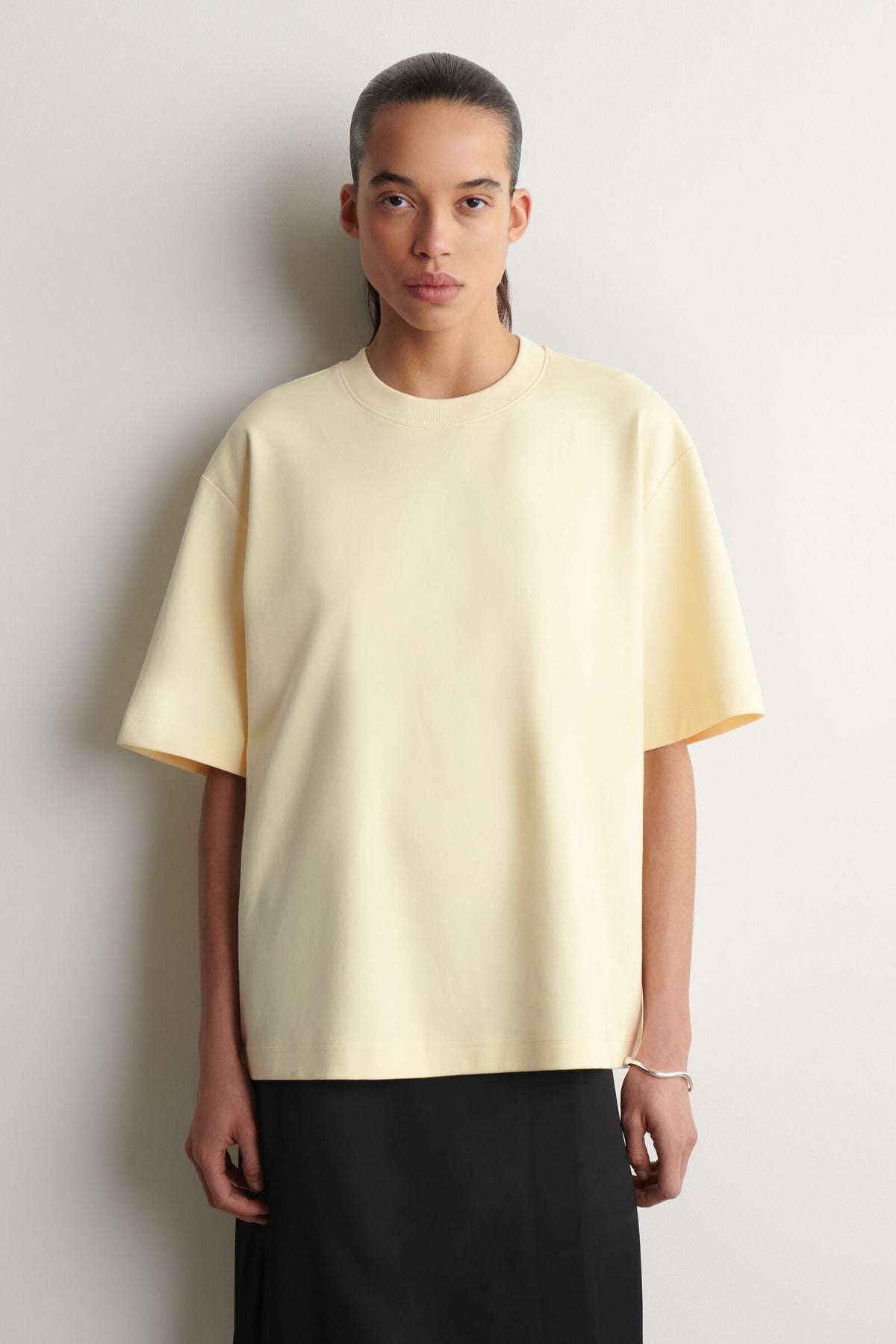 CAMISETA OVERSIZED - AMARILLO MANTEQUILLA