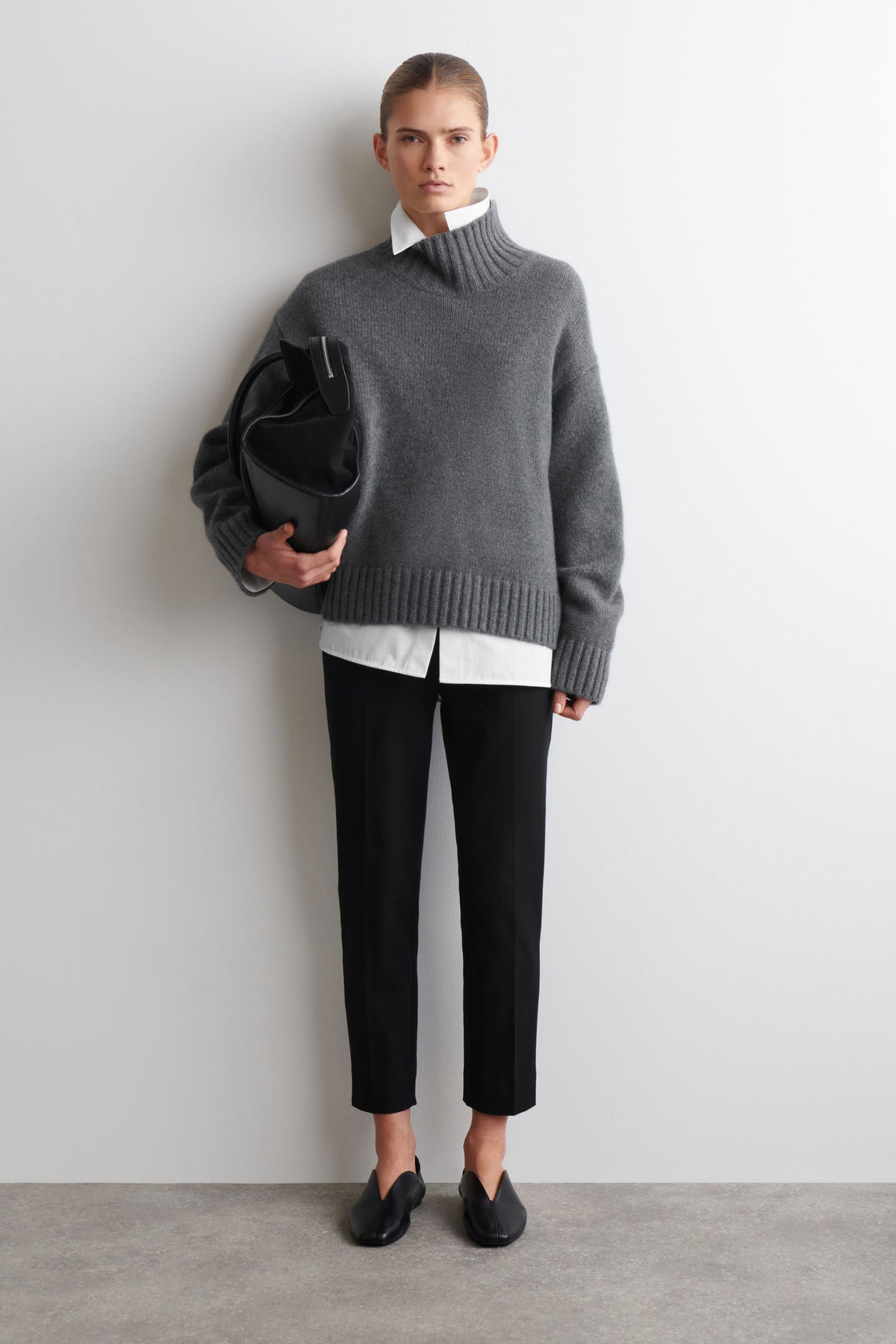 PANTALONES CROP DE CORTE SLIM - NEGRO - StillMedia/Lookbook