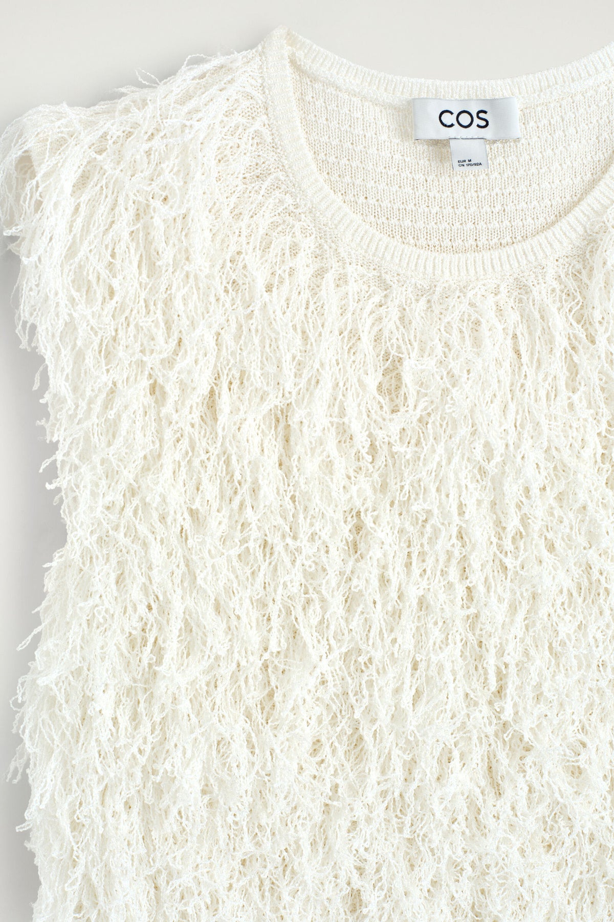 TOP TEJIDO CON FLECOS - BLANCO | DescriptiveDetail