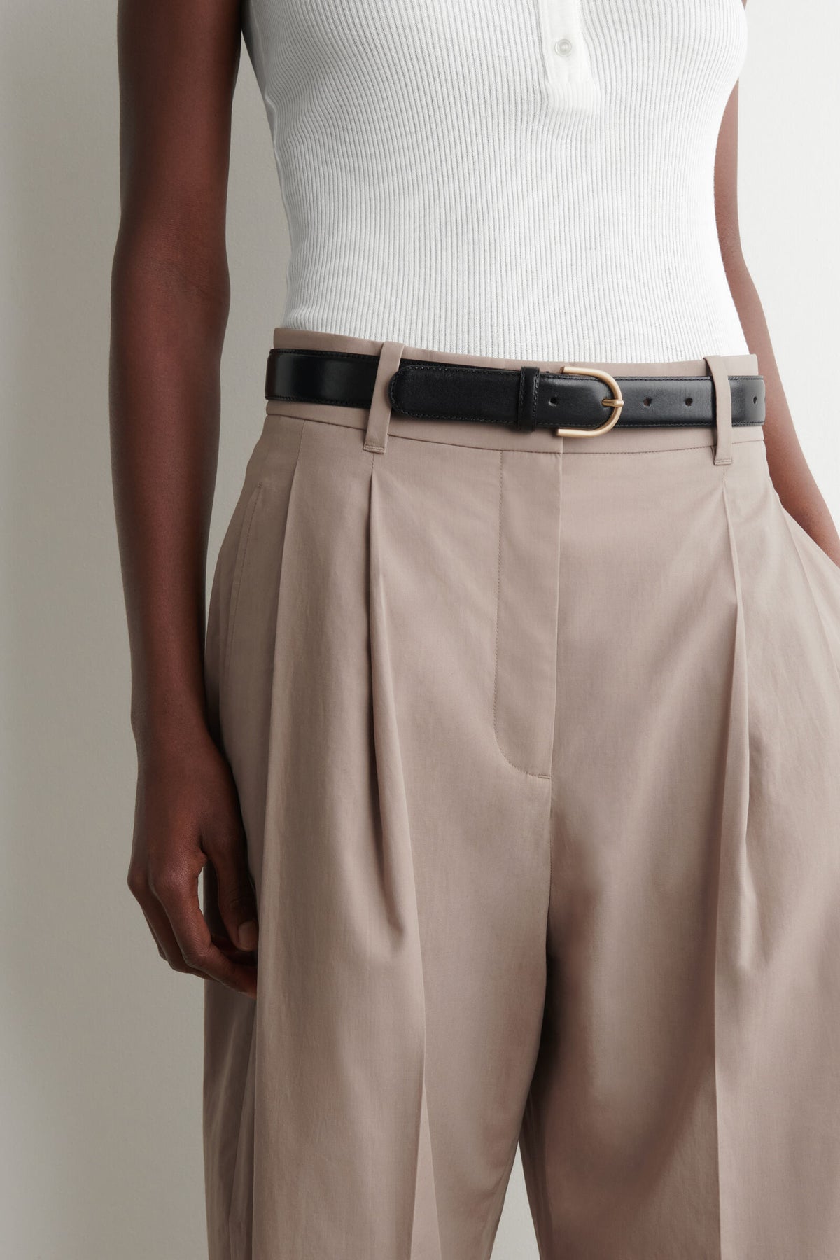PANTALONES DE ALGODÓN SASTREROS DE CORTE RECTO - BEIGE