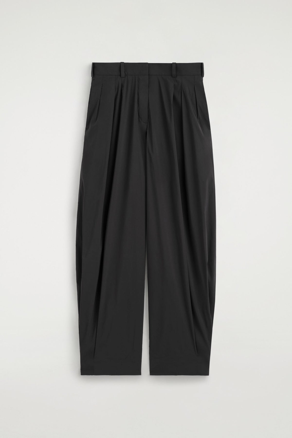 PANTALONES DE GLOBO PLISADOS DE MEZCLA DE ALGODÓN - NEGRO | DescriptiveStillLife