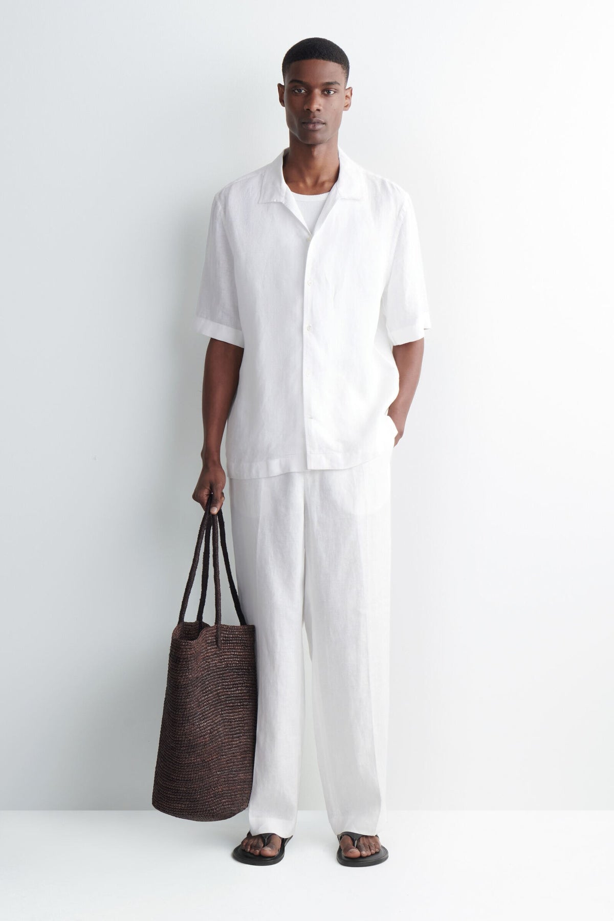 CAMISA DE LINO DE MANGA CORTA Y CUELLO DE CAMPANA - BLANCO - StillMedia/Lookbook