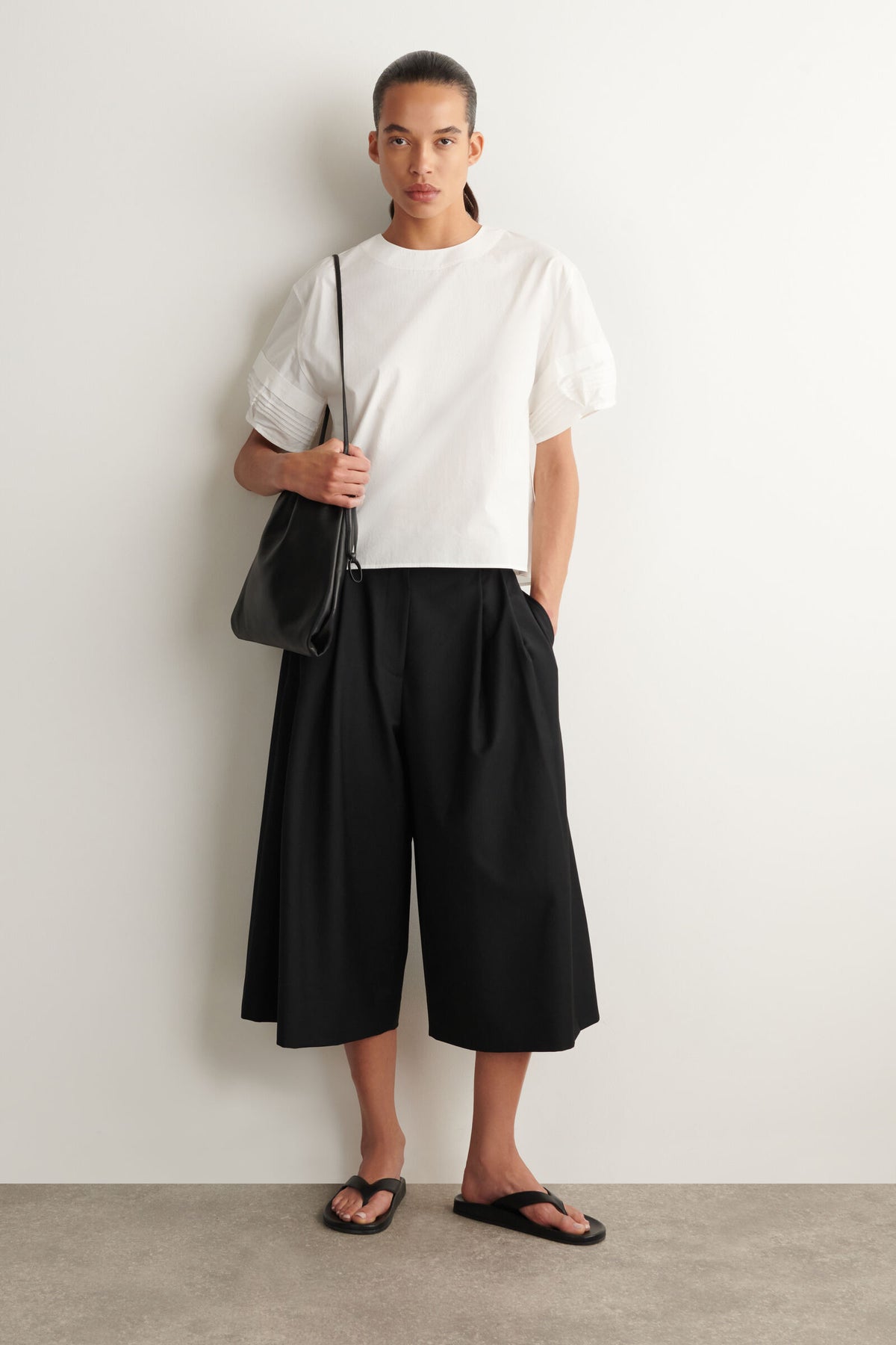 BLUSA DE ALGODÓN CON PLIEGUES - CRUDO