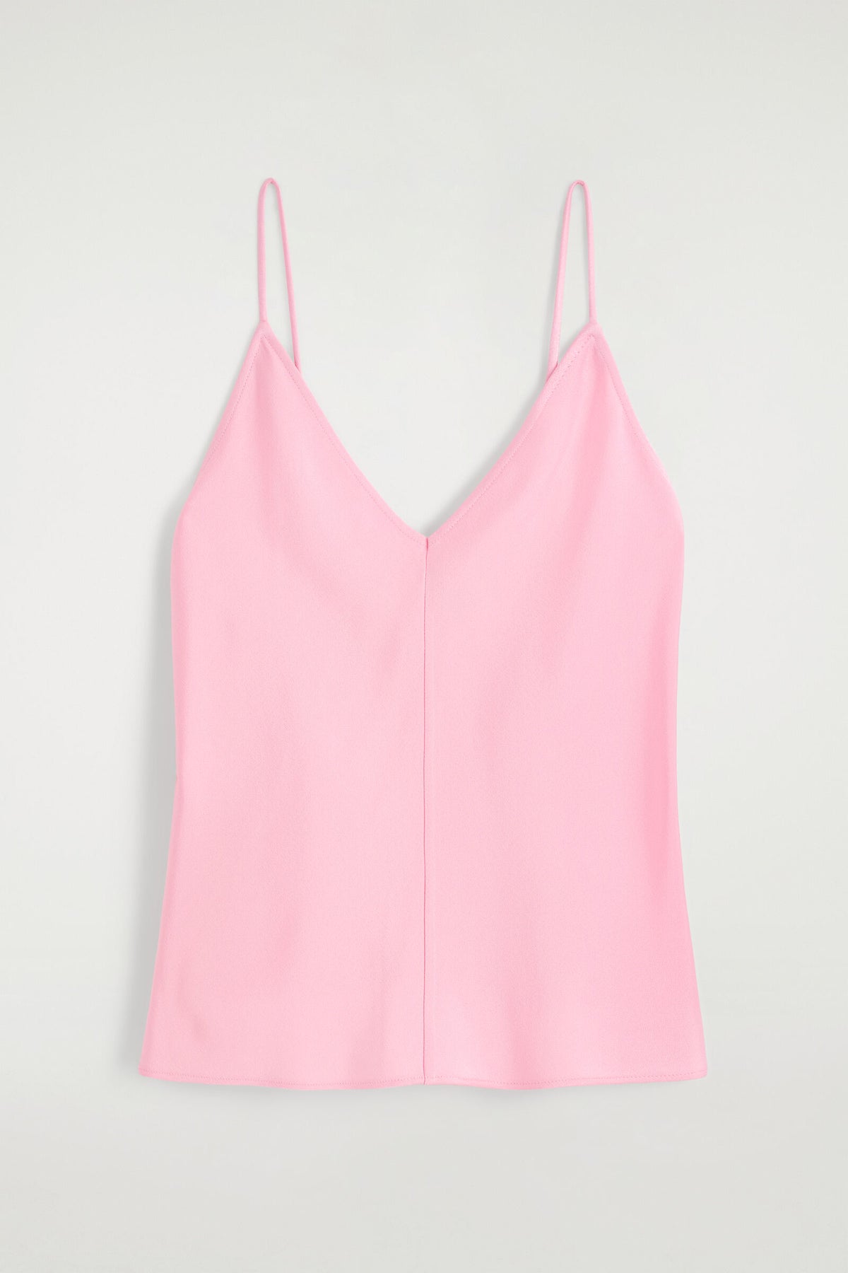 TOP DE CREPE CON ESCOTE EN V - ROSADO | DescriptiveStillLife