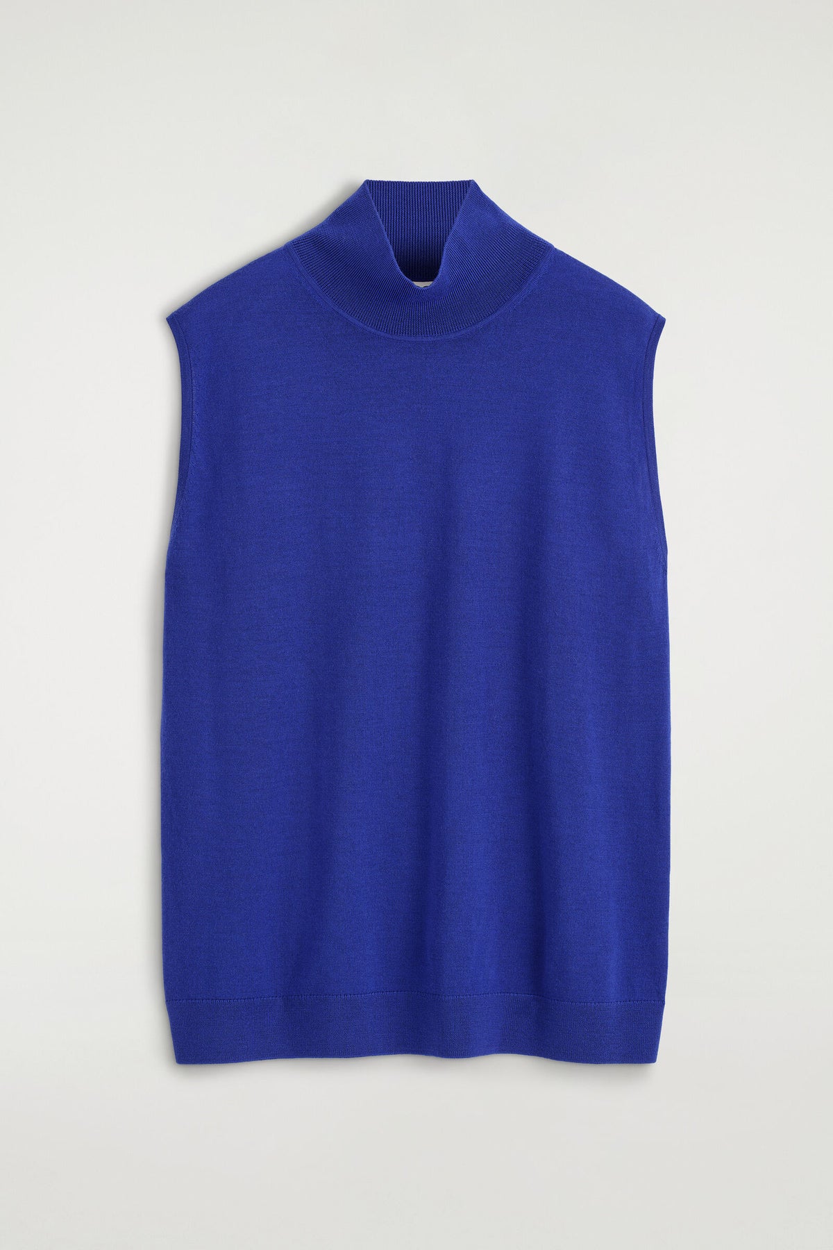 CHAL ECO DE LANA MERINO - AZUL COBALTO | DescriptiveStillLife